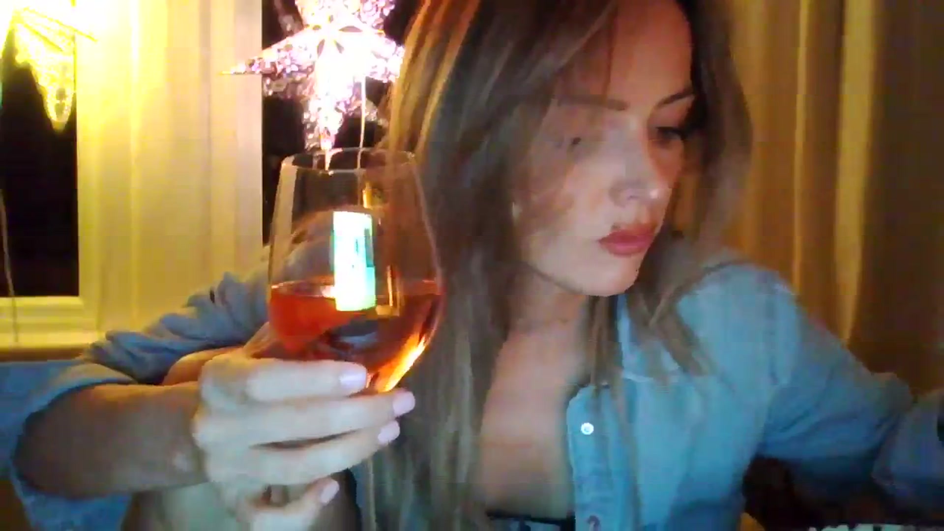 Gallery image thumbnail from Courtney's myfreecams stream on, 09/26/2023, 20:32 image 7 of 20