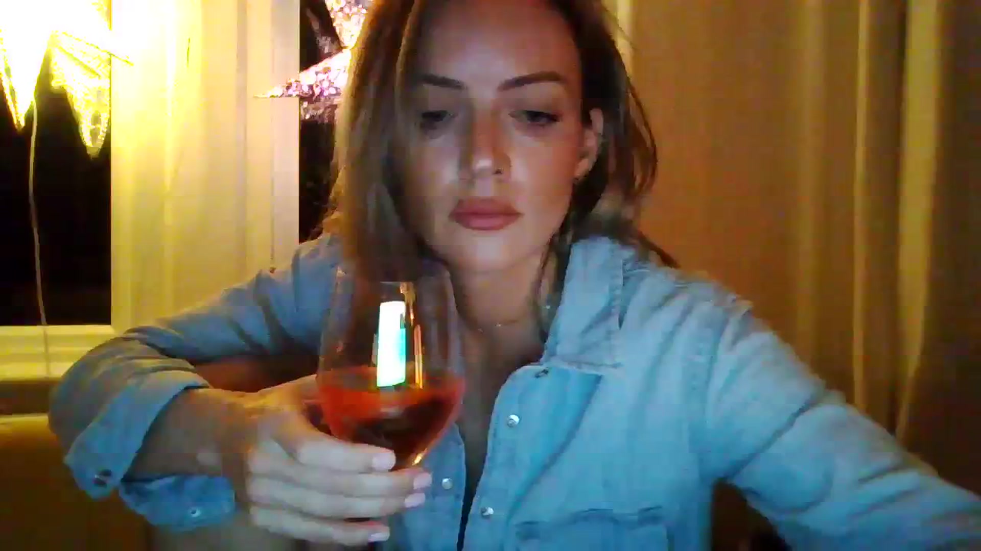 Gallery image thumbnail from Courtney's myfreecams stream on, 09/26/2023, 20:32 image 16 of 20