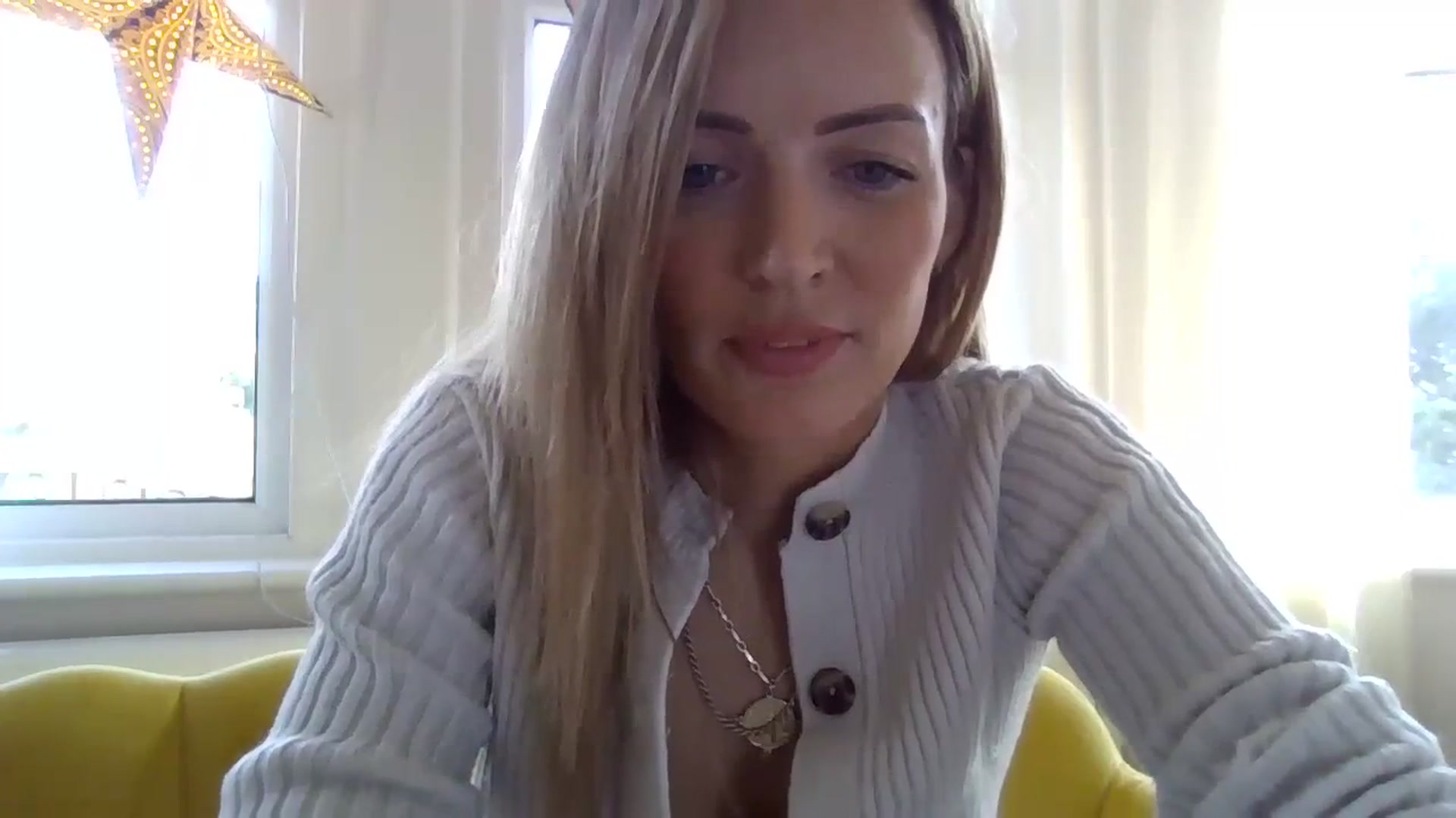 Gallery image thumbnail from Courtney's myfreecams stream on, 10/03/2023, 11:35 image 2 of 20
