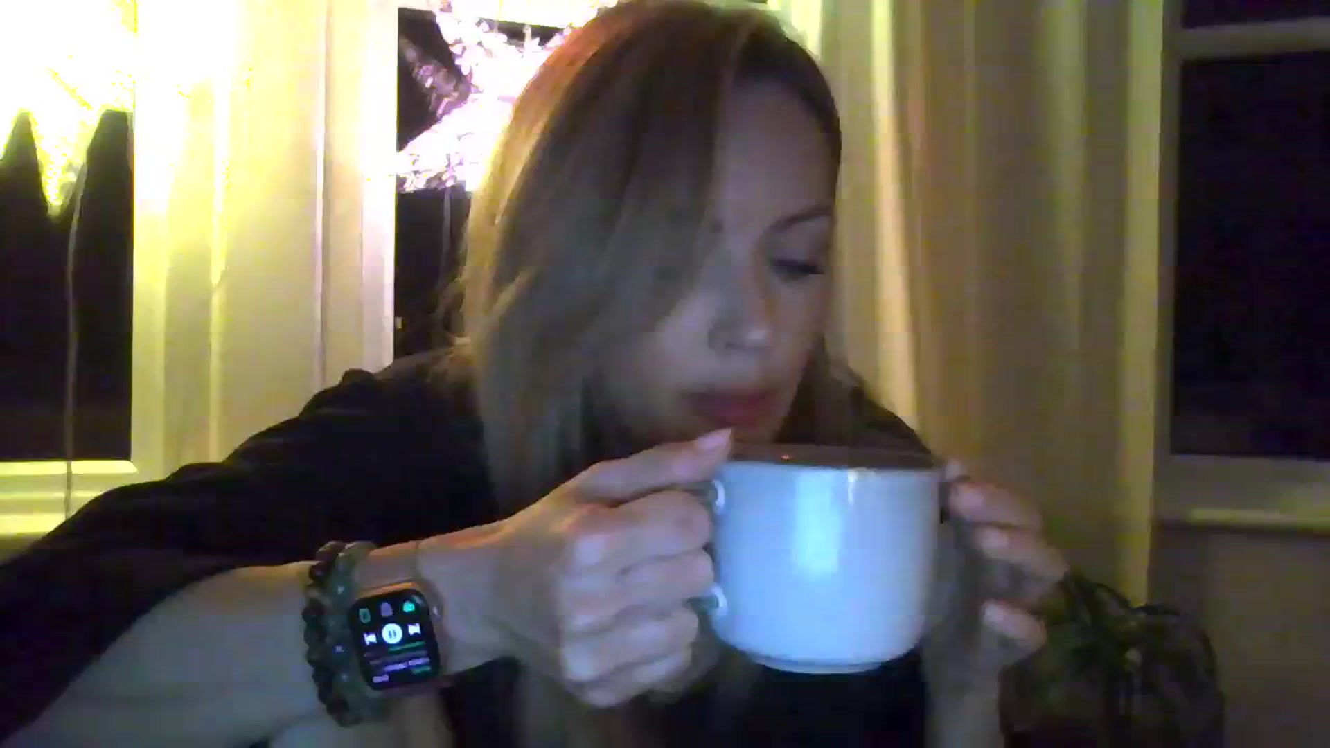 Gallery image thumbnail from Courtney's myfreecams stream on, 10/06/2023, 21:07 image 14 of 20