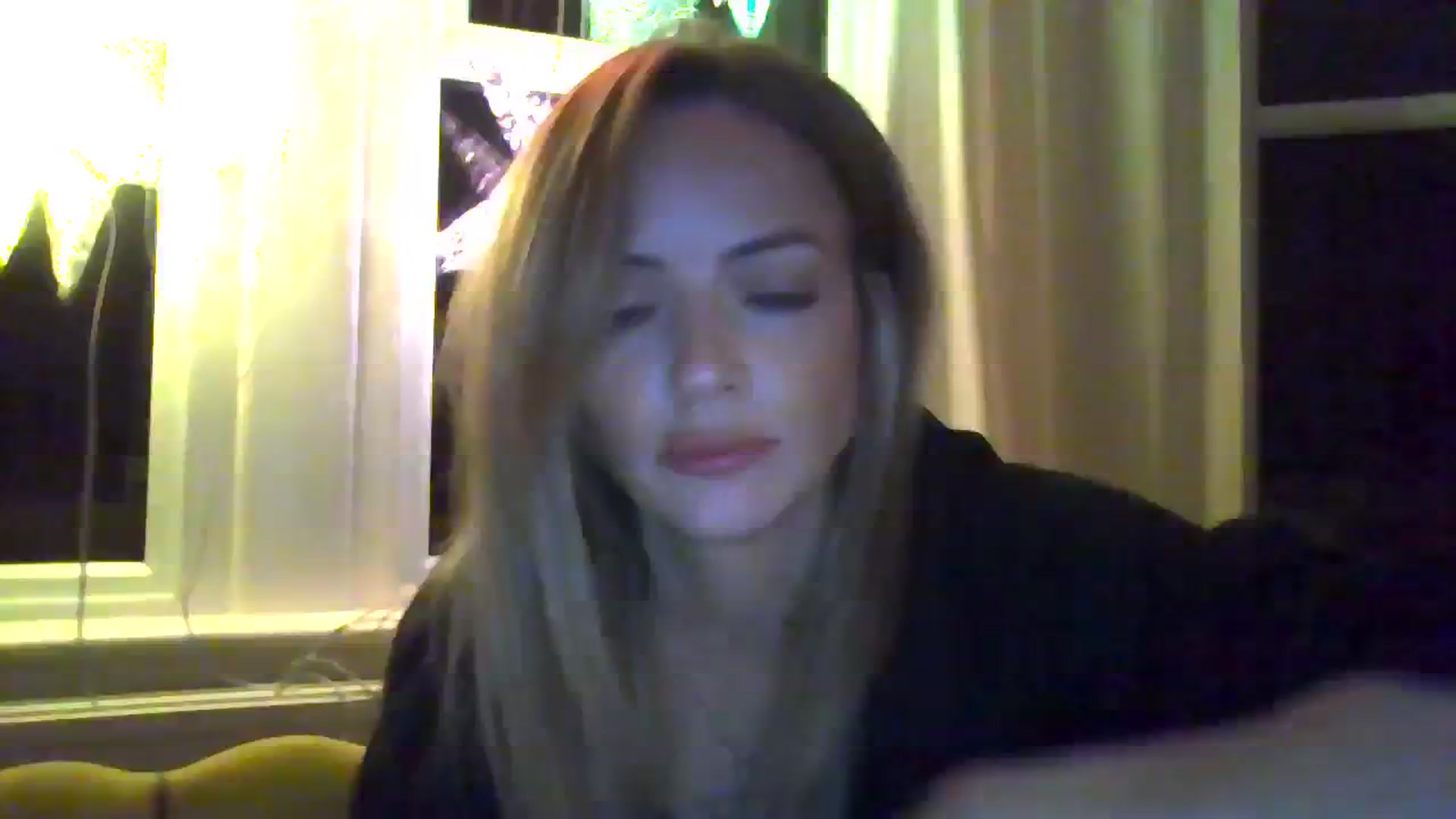 Gallery image thumbnail from Courtney's myfreecams stream on, 10/06/2023, 21:07 image 17 of 20