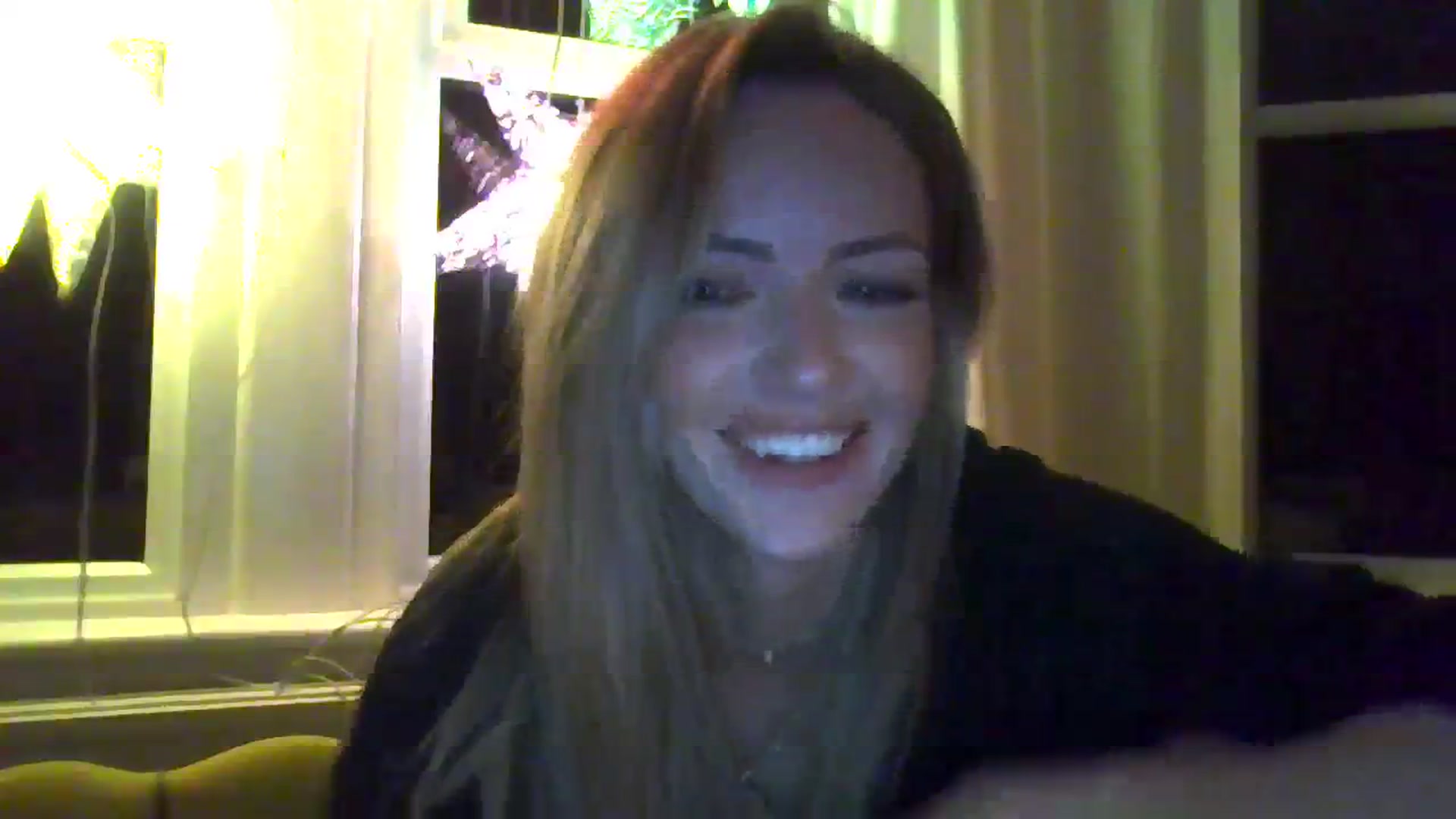 Gallery image thumbnail from Courtney's myfreecams stream on, 10/06/2023, 21:07 image 18 of 20