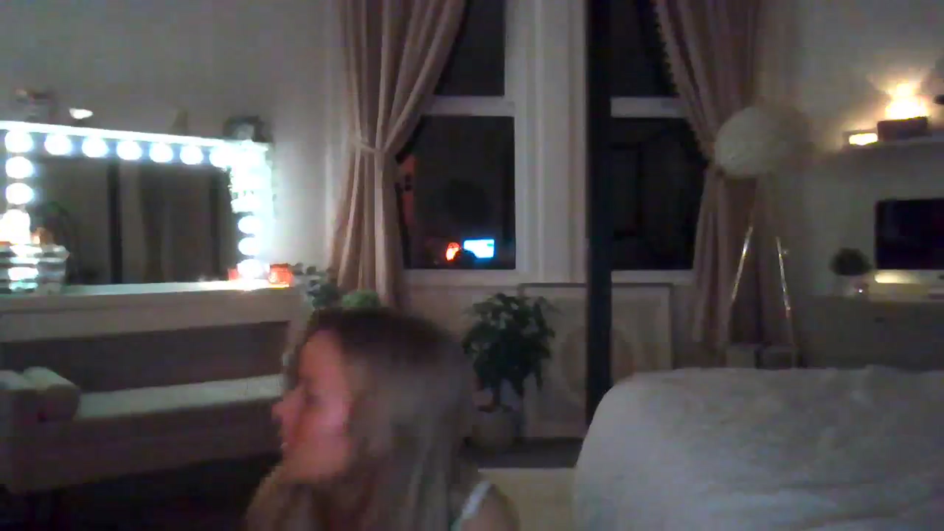 Gallery image thumbnail from Courtney's myfreecams stream on, 10/10/2023, 20:30 image 7 of 20