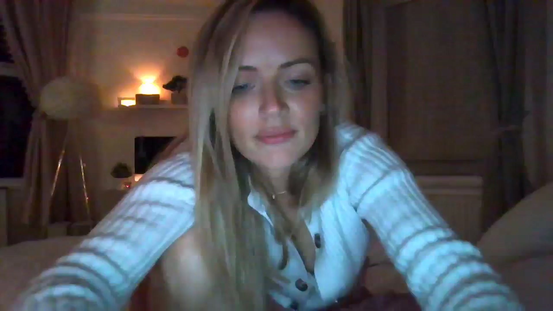 Gallery image thumbnail from Courtney's myfreecams stream on, 10/10/2023, 20:30 image 19 of 20