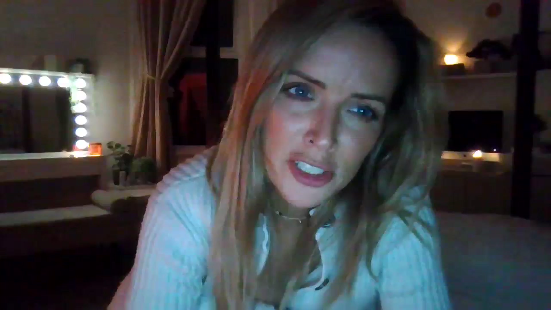 Gallery image thumbnail from Courtney's myfreecams stream on, 10/10/2023, 21:29 image 10 of 20