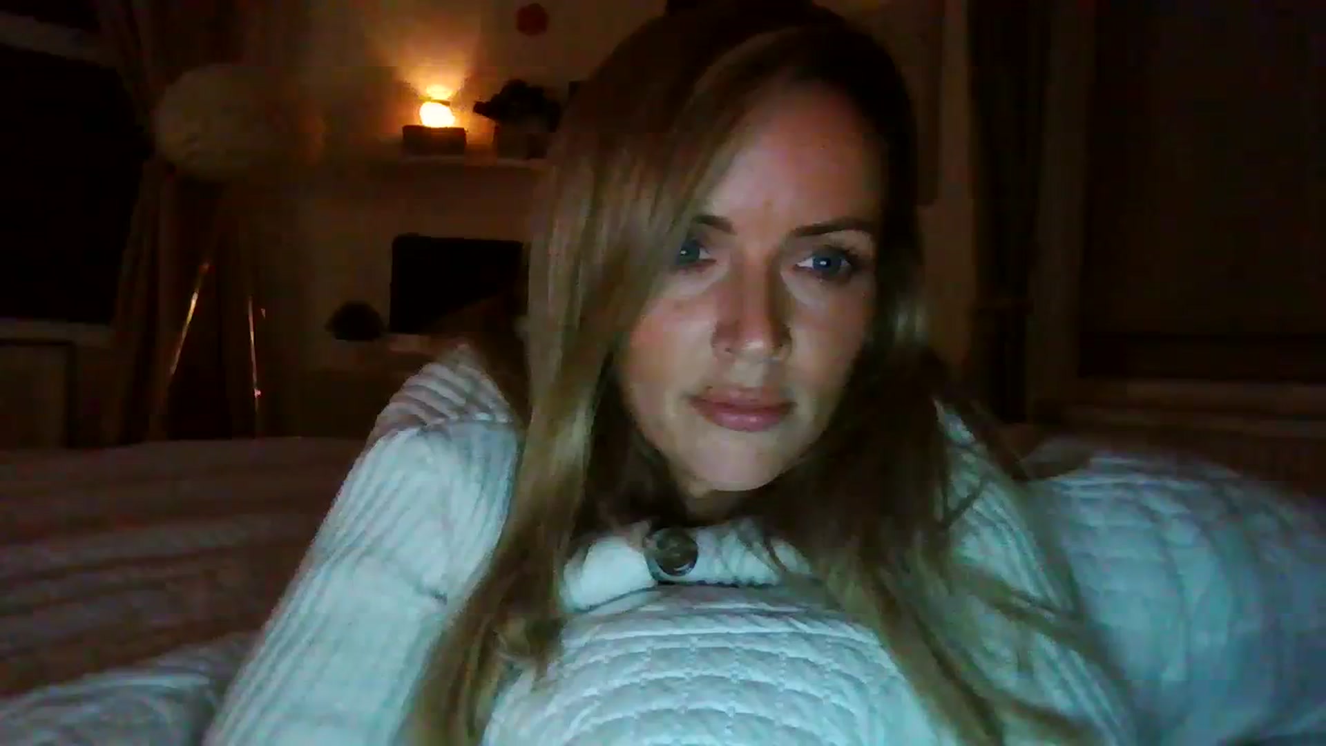 Gallery image thumbnail from Courtney's myfreecams stream on, 10/10/2023, 23:12 image 10 of 20