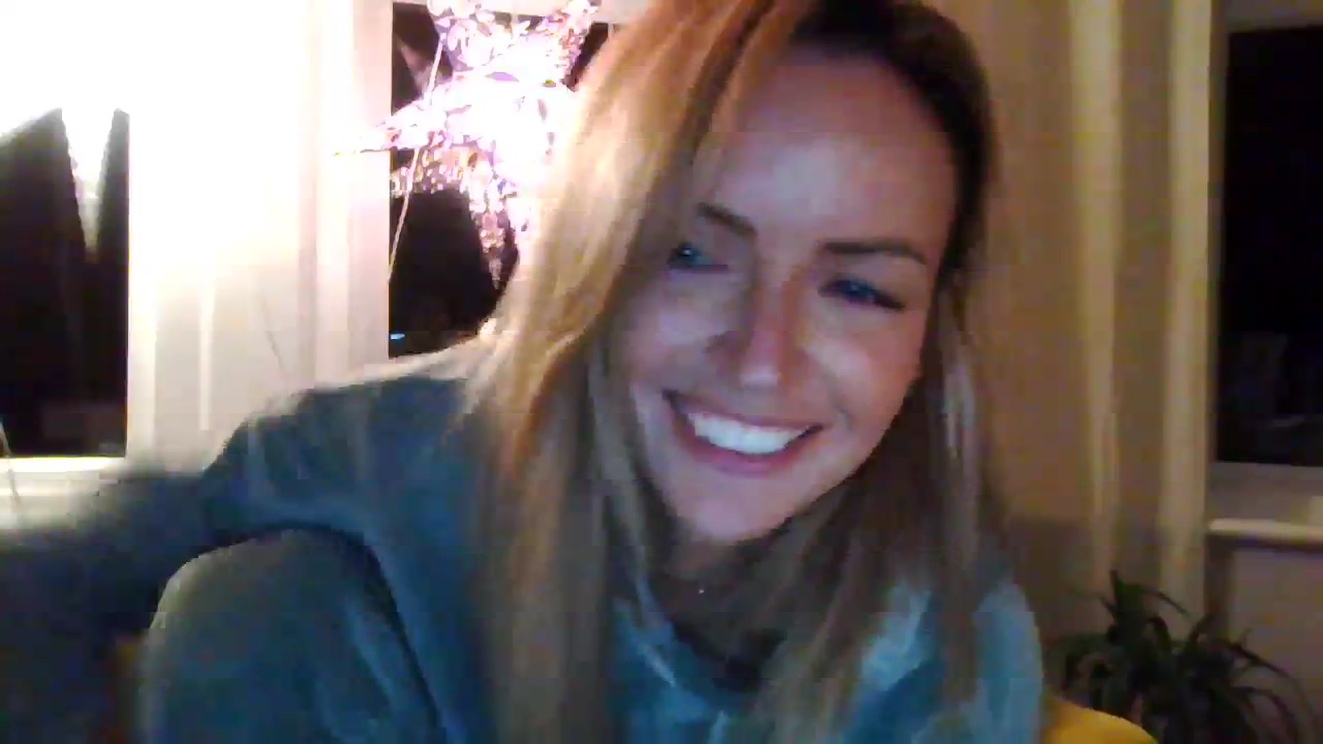Gallery image thumbnail from Courtney's myfreecams stream on, 10/11/2023, 22:53 image 10 of 20