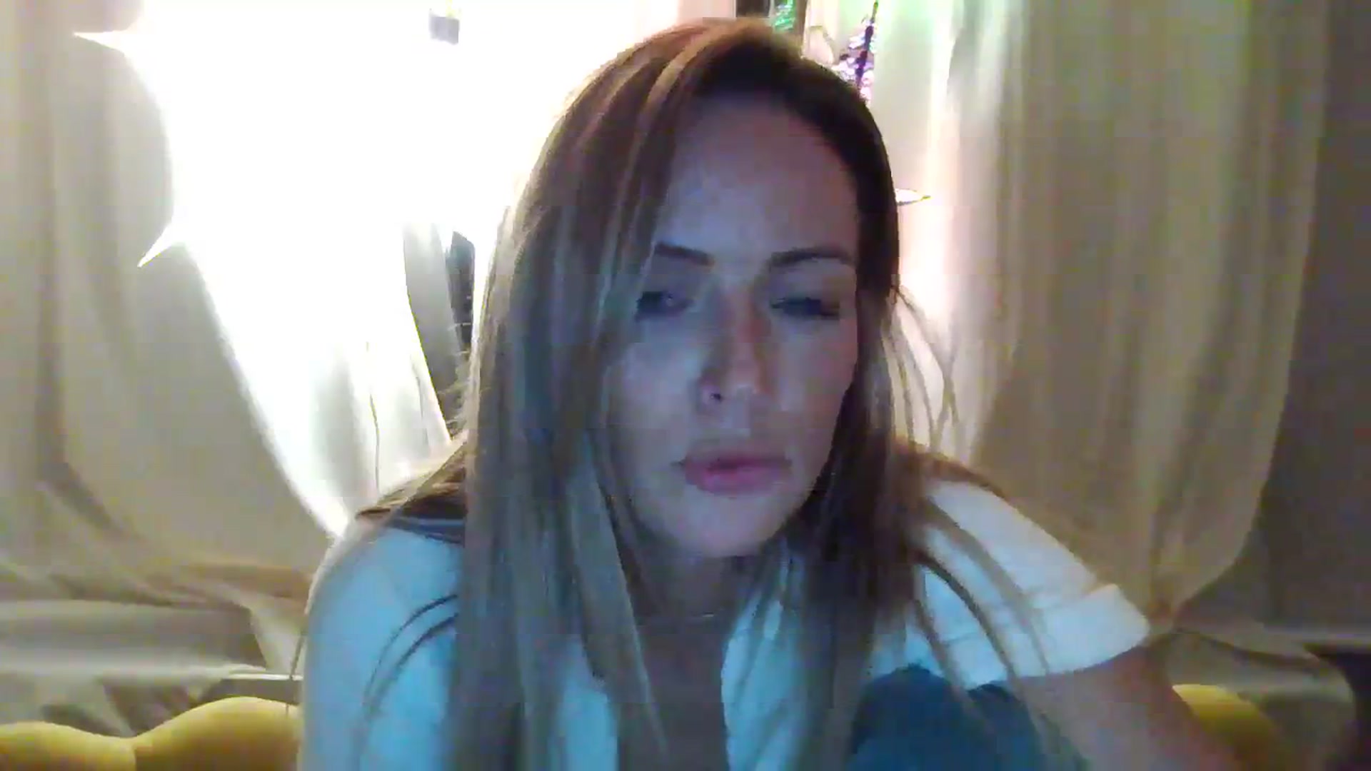 Gallery image thumbnail from Courtney's myfreecams stream on, 10/12/2023, 24:03 image 17 of 20