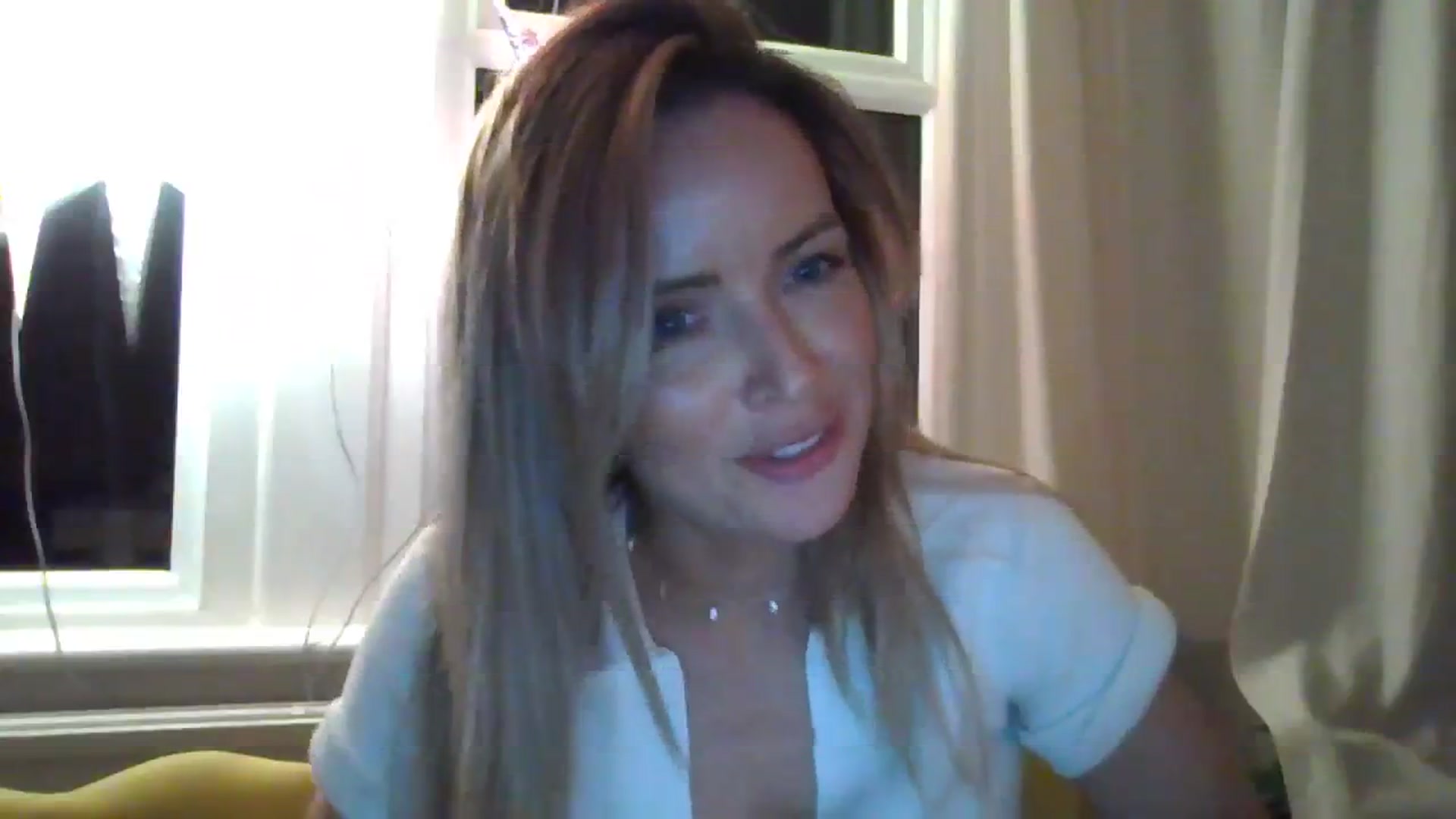 Gallery image thumbnail from Courtney's myfreecams stream on, 10/12/2023, 24:03 image 3 of 20