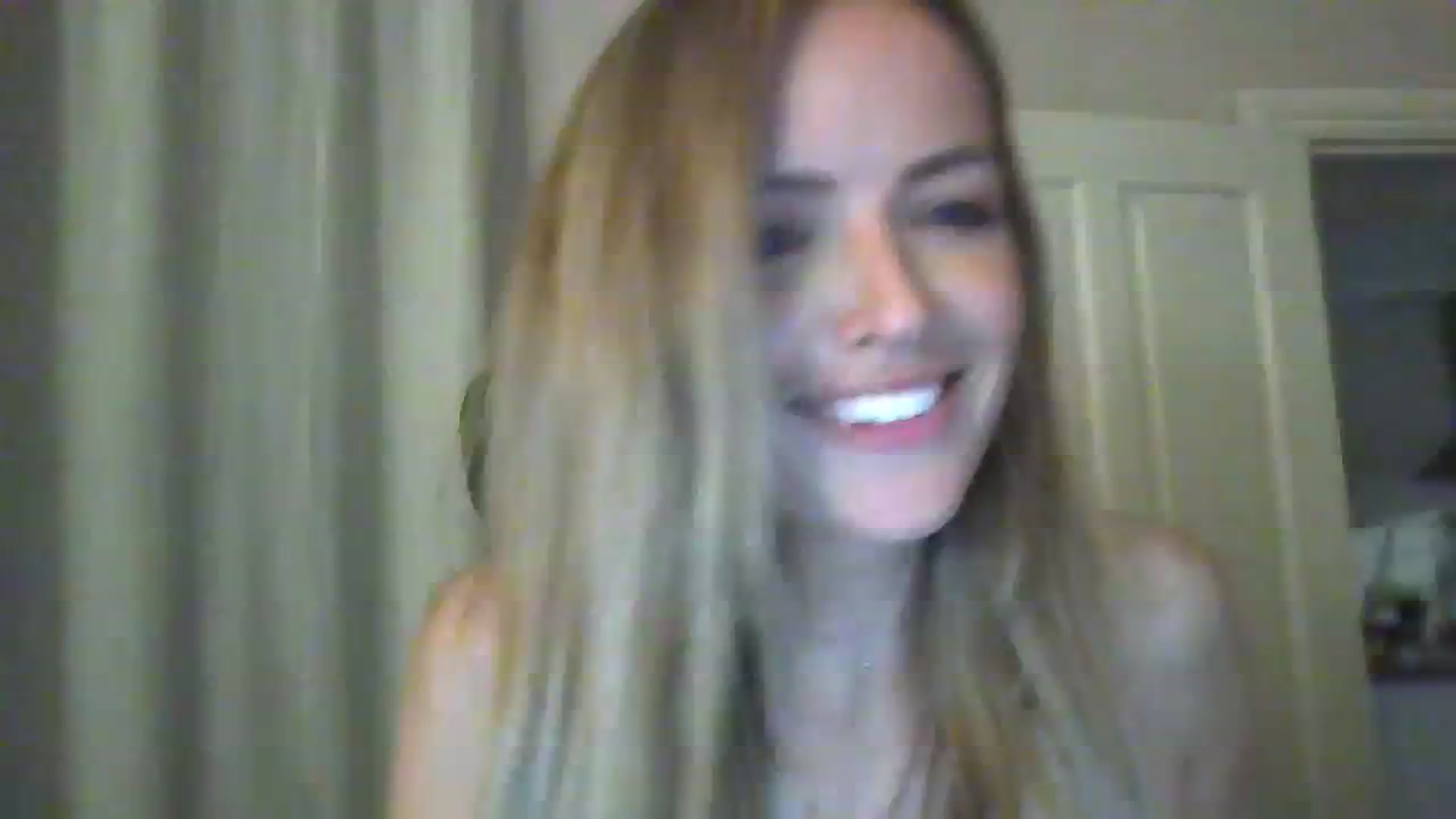 Gallery image thumbnail from Courtney's myfreecams stream on, 10/13/2023, 23:37 image 15 of 20