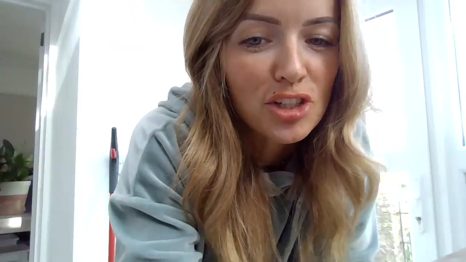 Gallery image thumbnail from Courtney's myfreecams stream on, 10/20/2023, 12:12 image 20 of 20