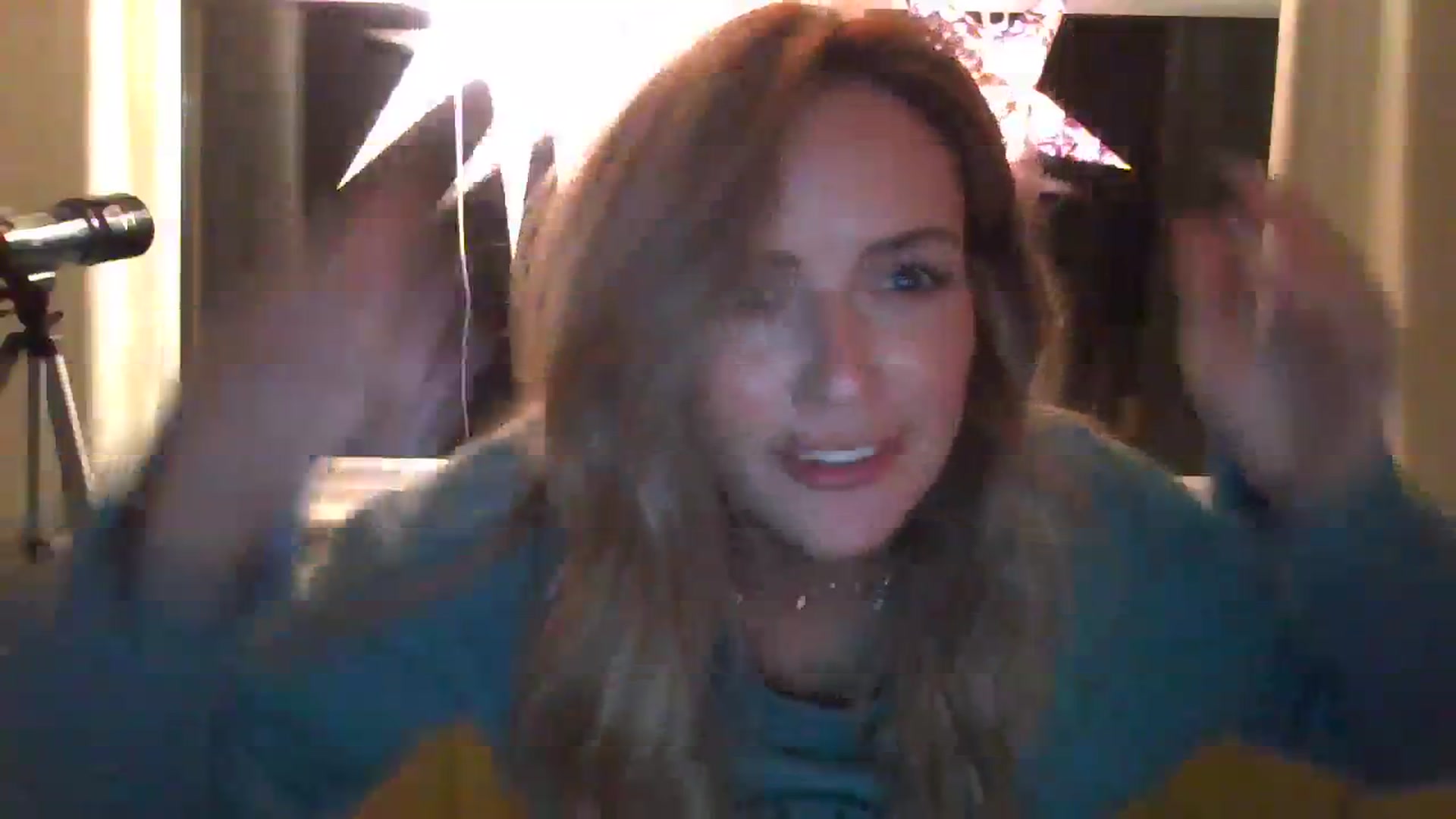 Gallery image thumbnail from Courtney's myfreecams stream on, 10/21/2023, 23:31 image 10 of 20