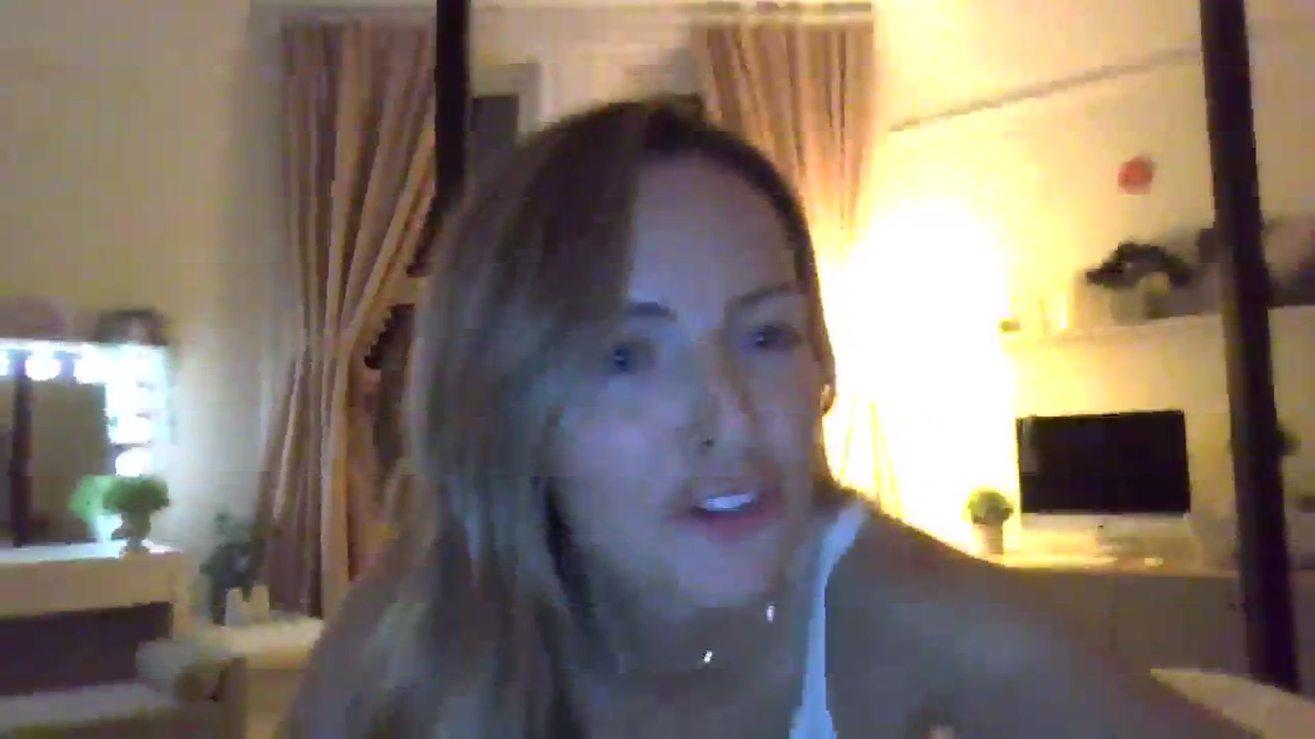 Gallery image thumbnail from Courtney's myfreecams stream on, 10/22/2023, 22:41 image 8 of 20