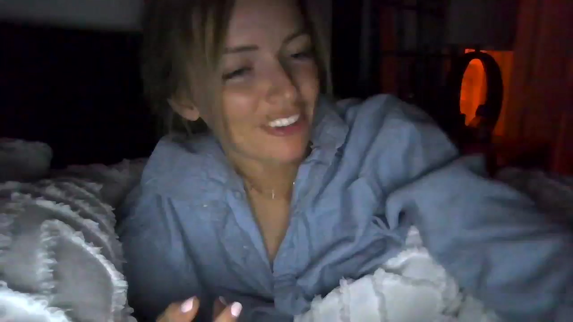 Gallery image thumbnail from Courtney's myfreecams stream on, 10/29/2023, 23:25 image 20 of 20