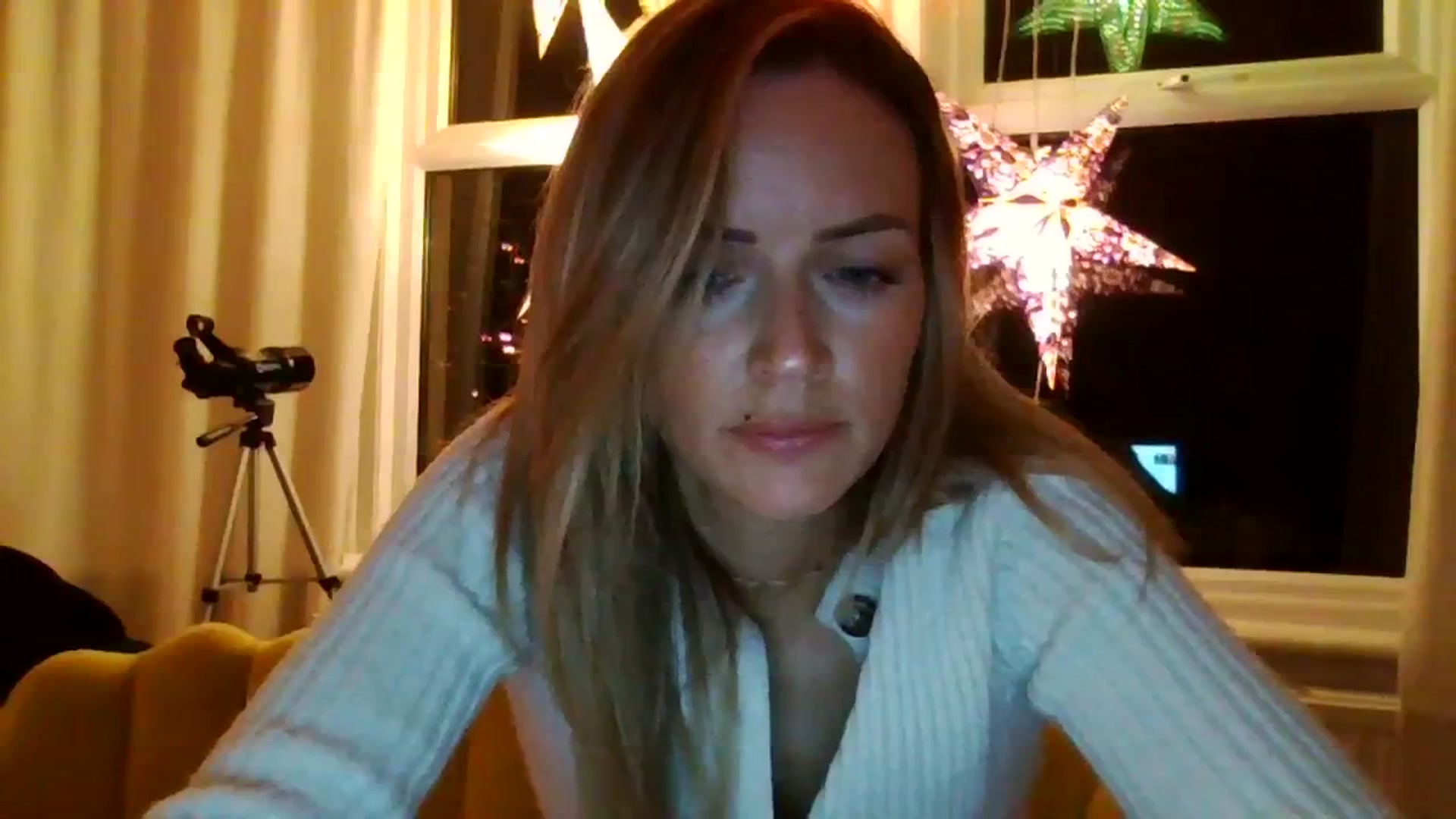 Gallery image thumbnail from Courtney's myfreecams stream on, 11/06/2023, 17:44 image 15 of 20