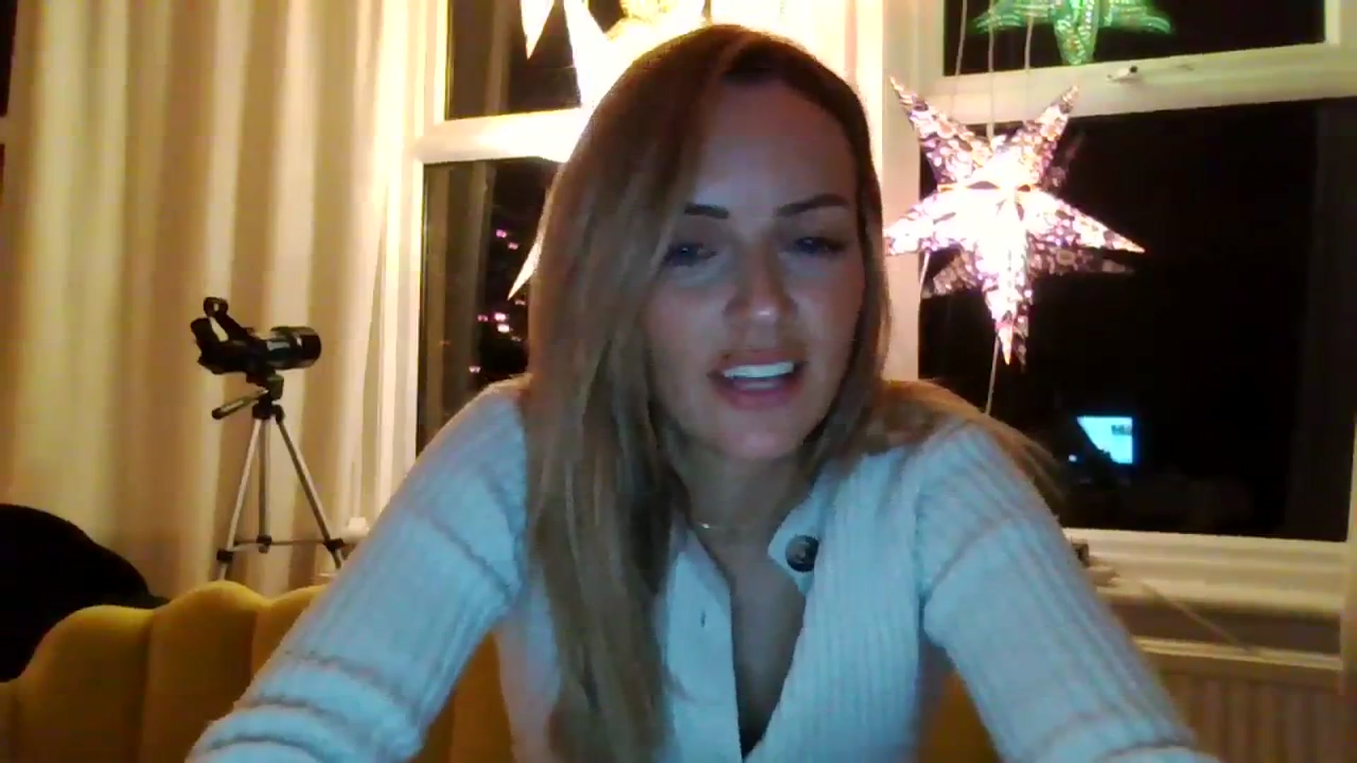 Gallery image thumbnail from Courtney's myfreecams stream on, 11/06/2023, 17:44 image 4 of 20