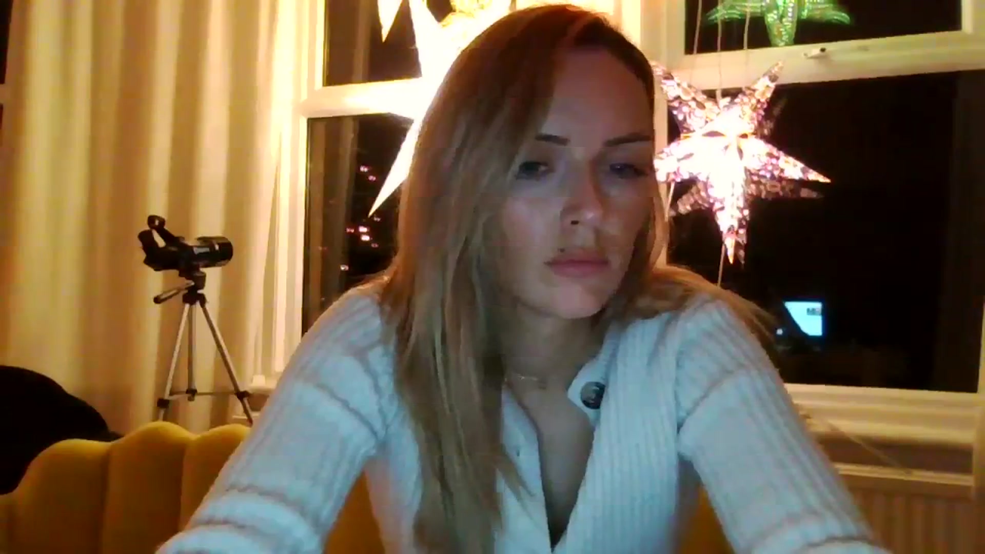 Gallery image thumbnail from Courtney's myfreecams stream on, 11/06/2023, 17:44 image 3 of 20
