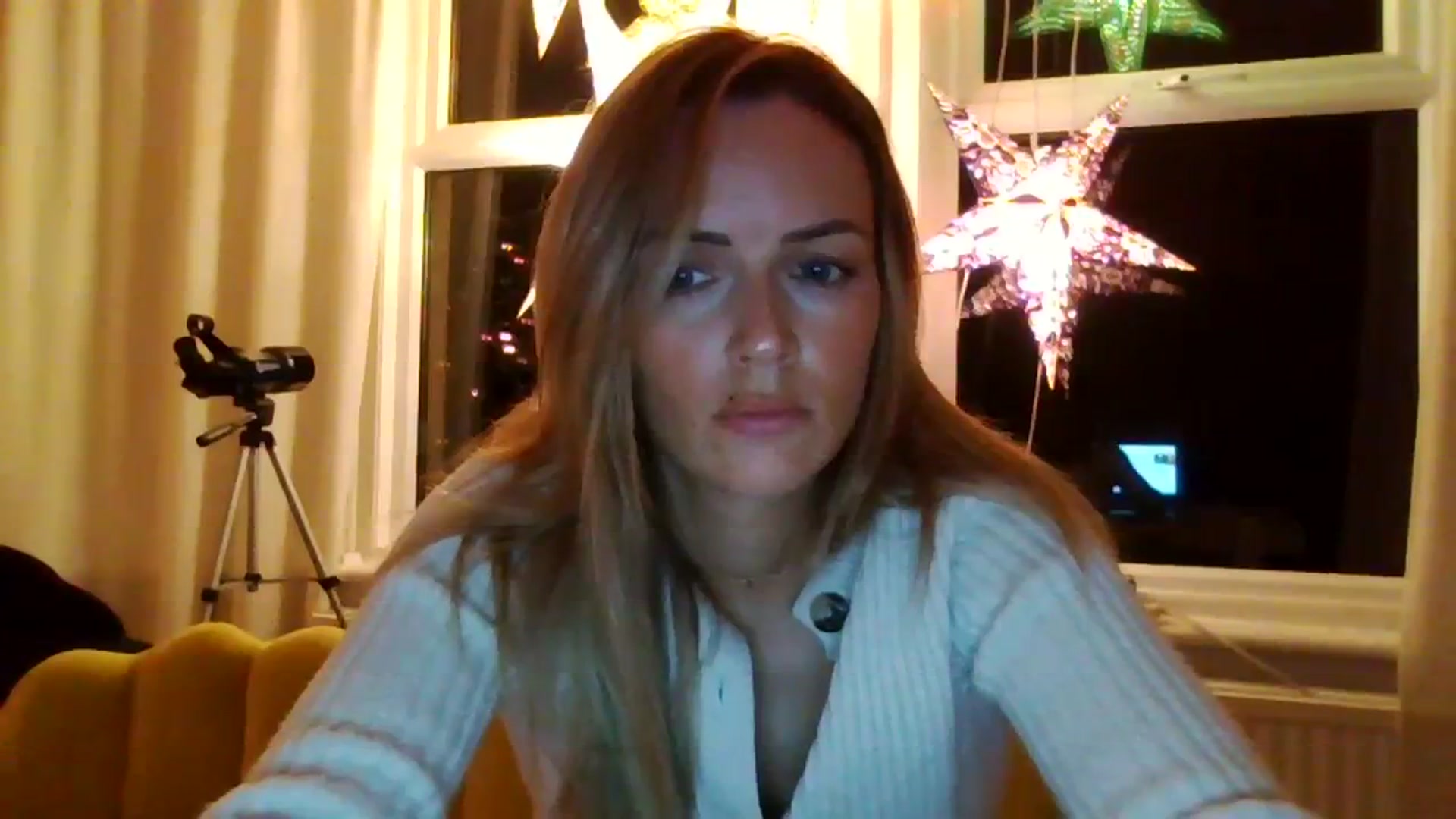 Gallery image thumbnail from Courtney's myfreecams stream on, 11/06/2023, 17:44 image 18 of 20
