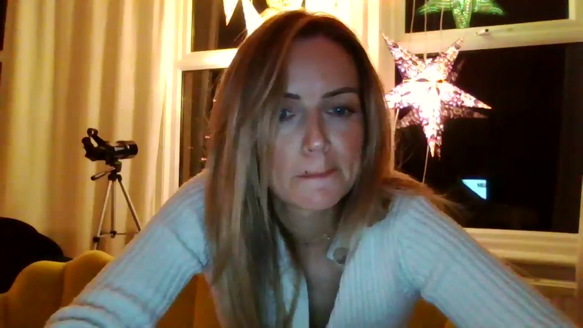 Gallery image thumbnail from Courtney's myfreecams stream on, 11/06/2023, 17:44 image 7 of 20