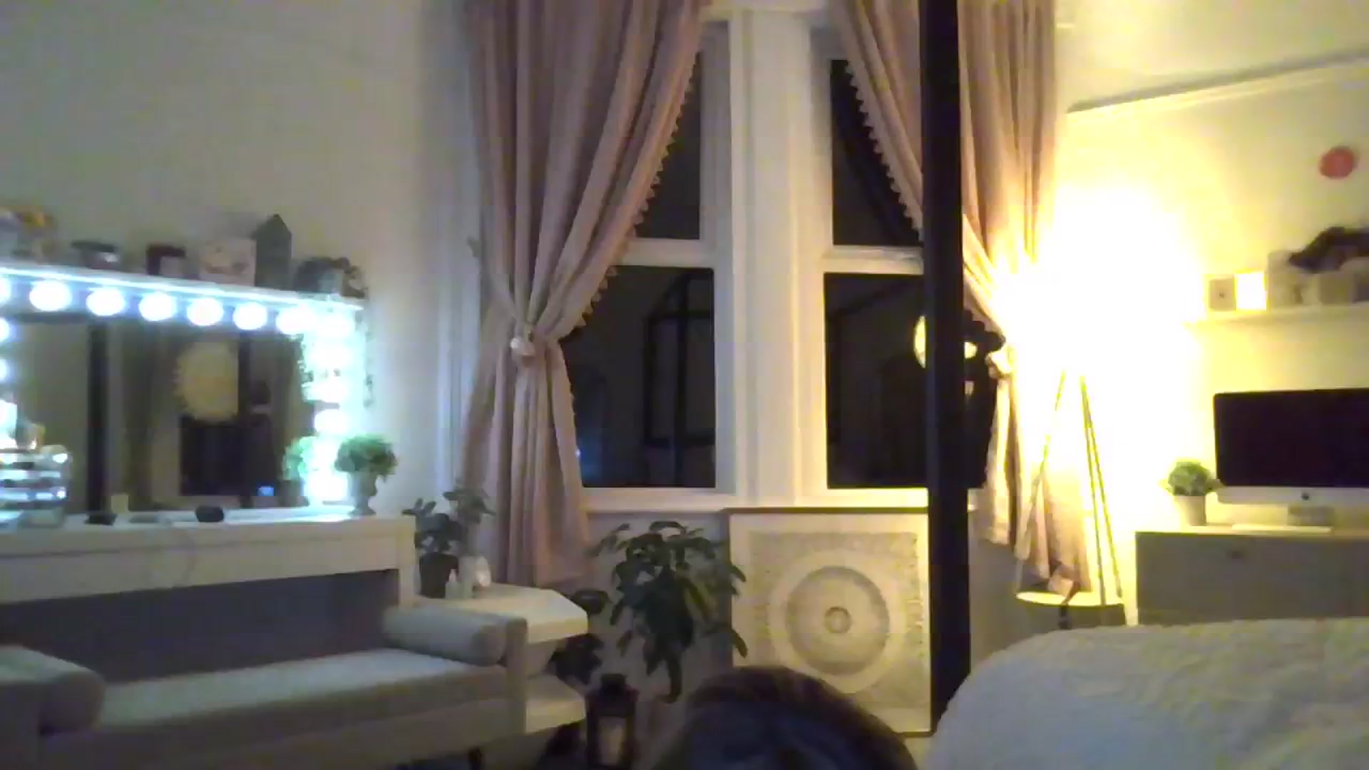 Gallery image thumbnail from Courtney's myfreecams stream on, 11/06/2023, 20:43 image 3 of 20