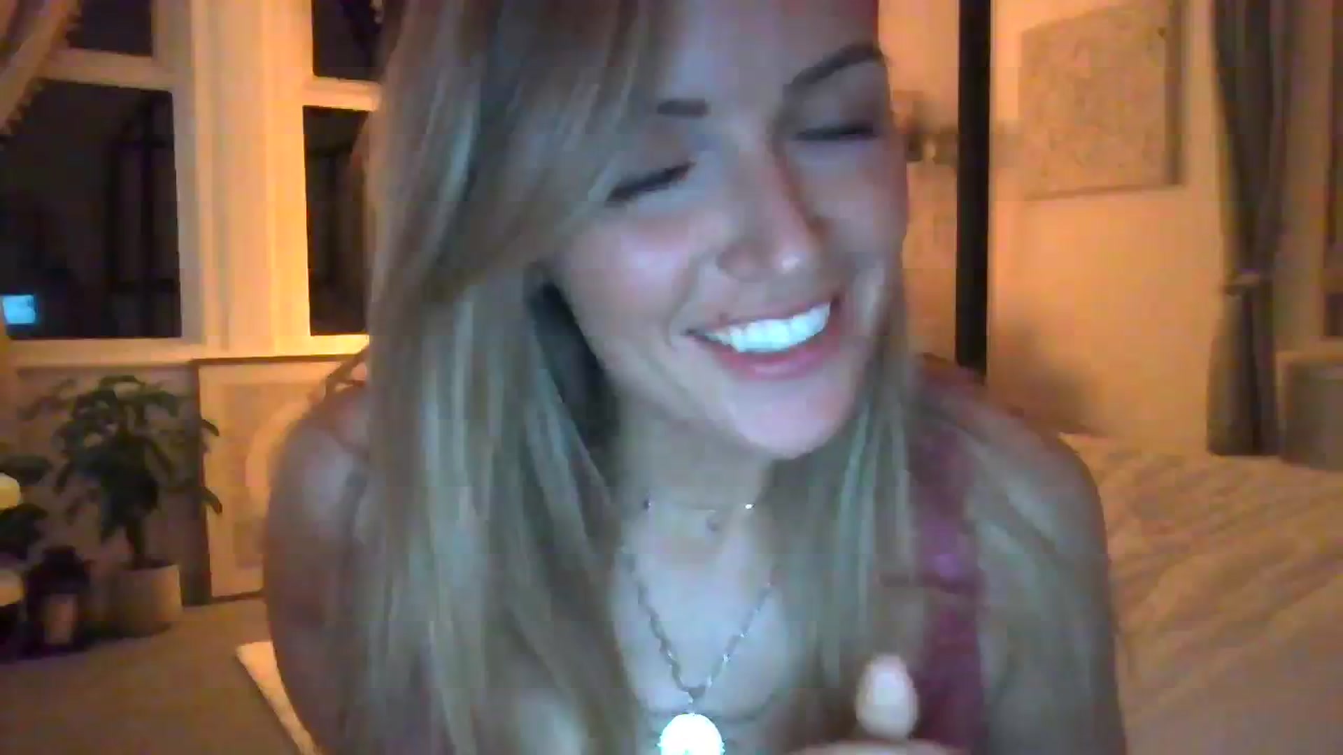 Gallery image thumbnail from Courtney's myfreecams stream on, 11/06/2023, 21:41 image 18 of 20