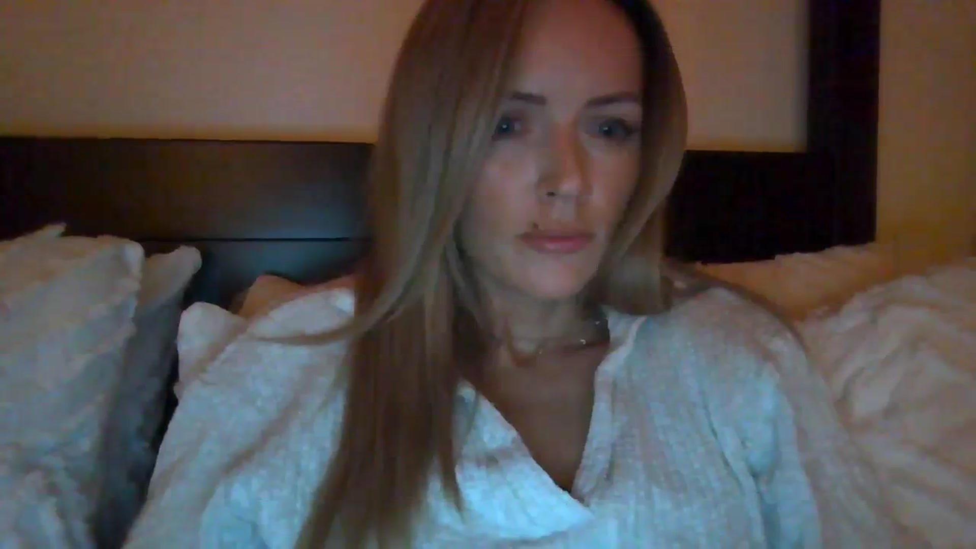 Gallery image thumbnail from Courtney's myfreecams stream on, 11/08/2023, 02:16 image 11 of 20