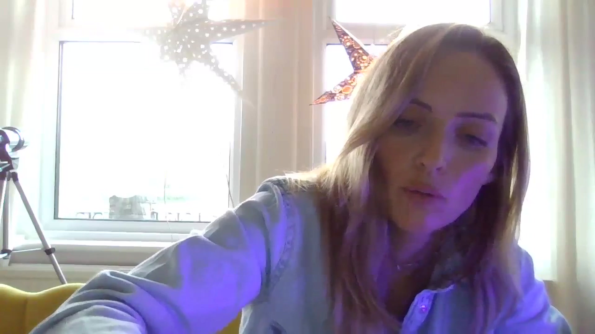 Gallery image thumbnail from Courtney's myfreecams stream on, 11/13/2023, 15:22 image 15 of 20