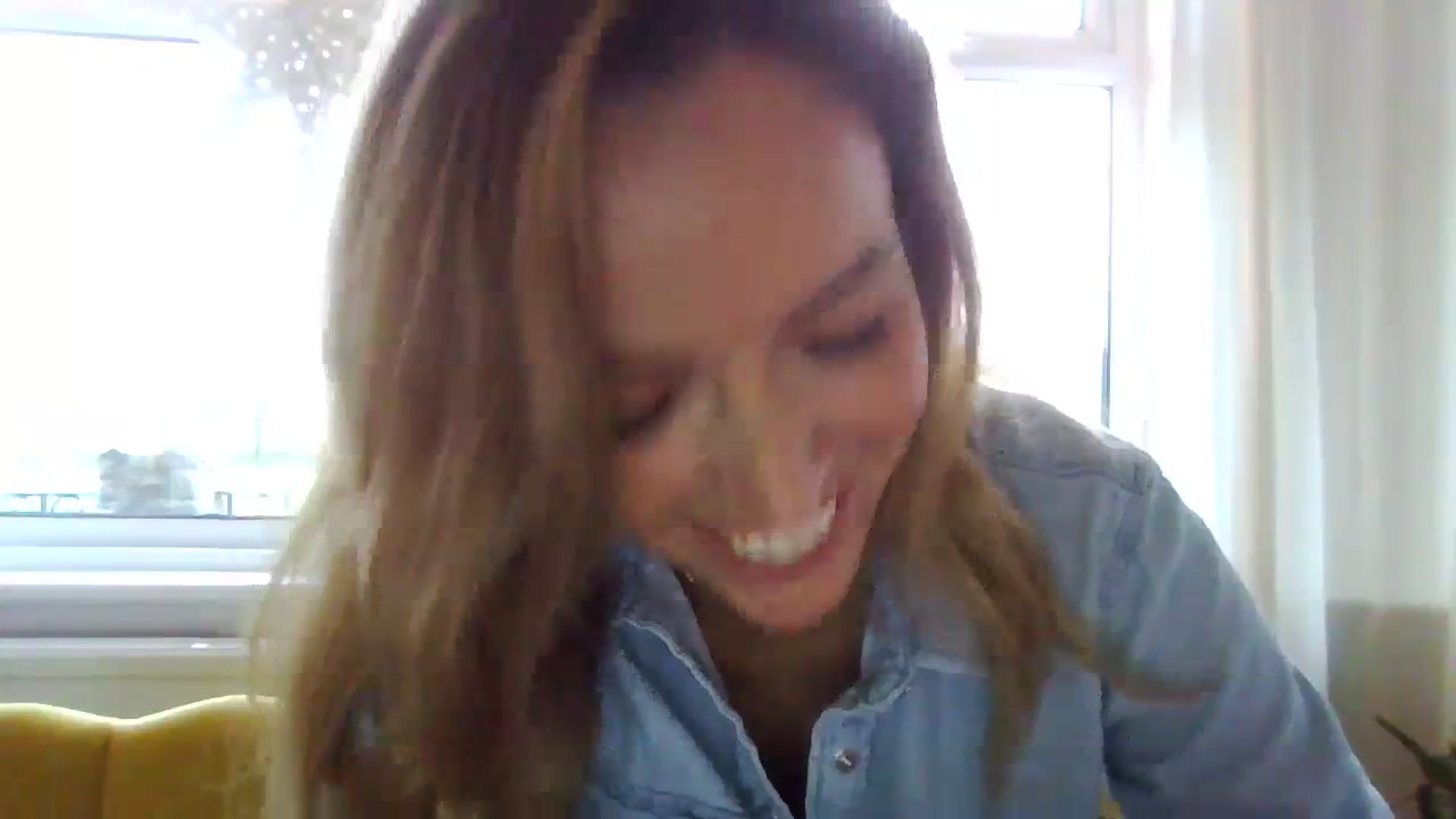 Gallery image thumbnail from Courtney's myfreecams stream on, 11/13/2023, 16:31 image 4 of 20