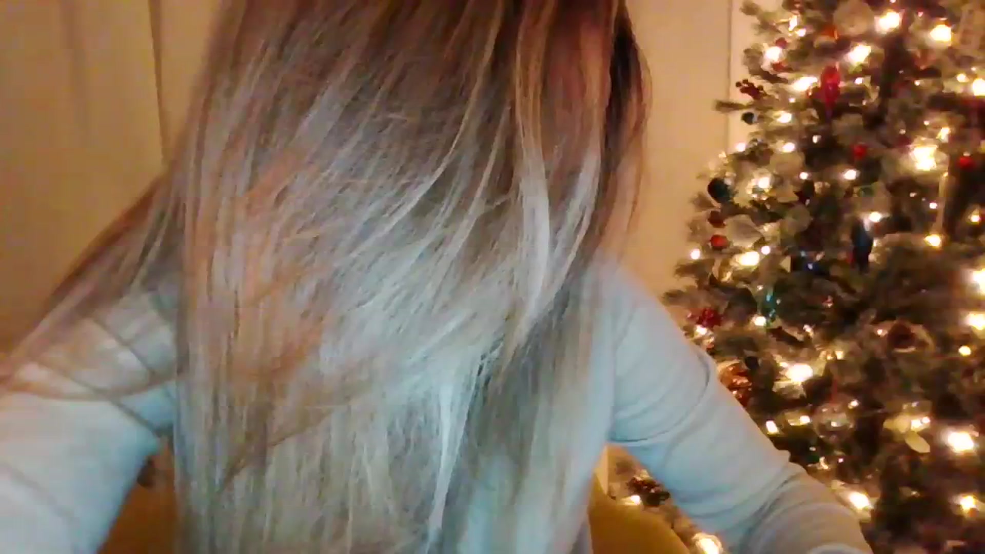 Gallery image thumbnail from Courtney's myfreecams stream on, 11/19/2023, 20:23 image 16 of 20