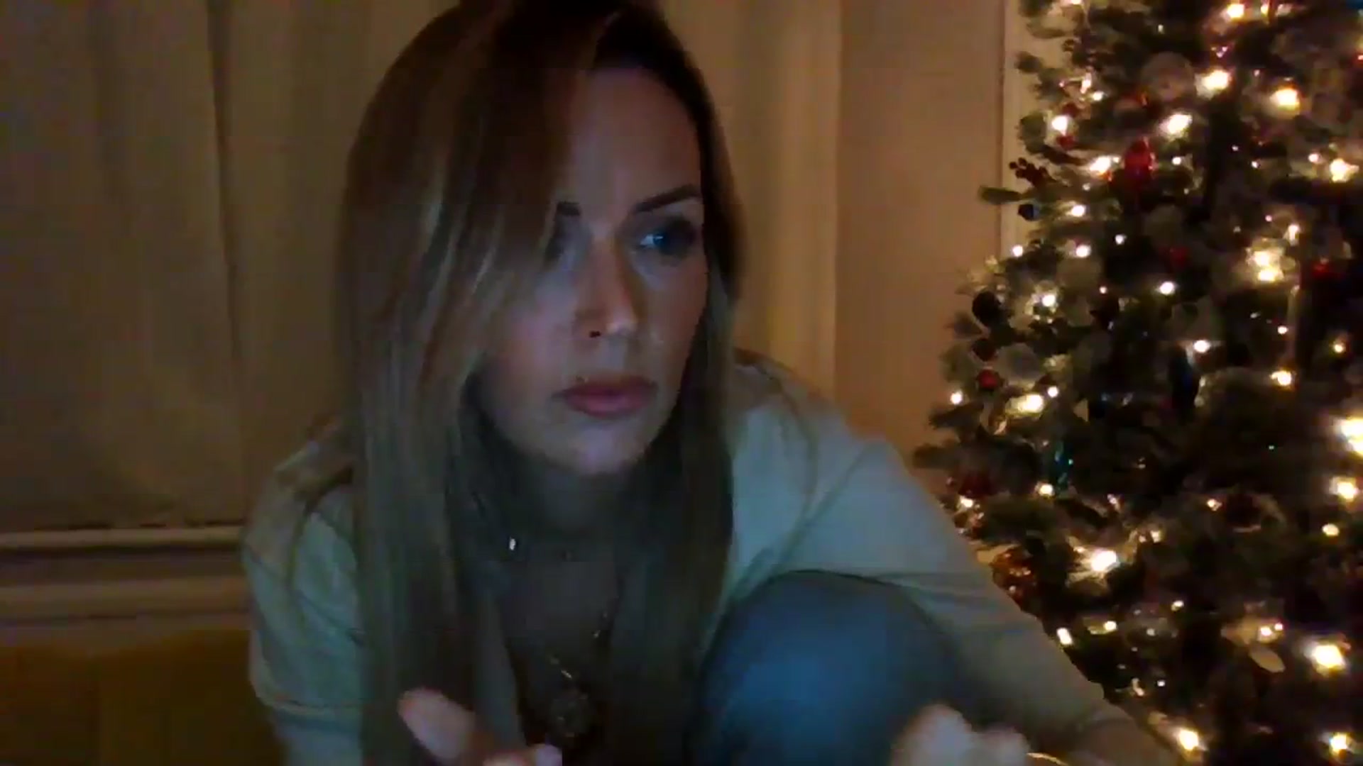 Gallery image thumbnail from Courtney's myfreecams stream on, 11/19/2023, 20:23 image 11 of 20