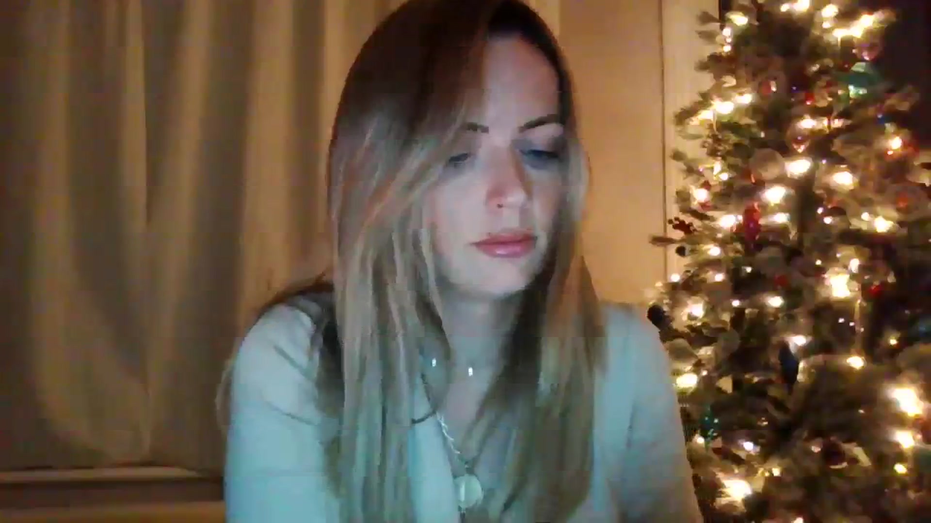 Gallery image thumbnail from Courtney's myfreecams stream on, 11/19/2023, 20:23 image 4 of 20
