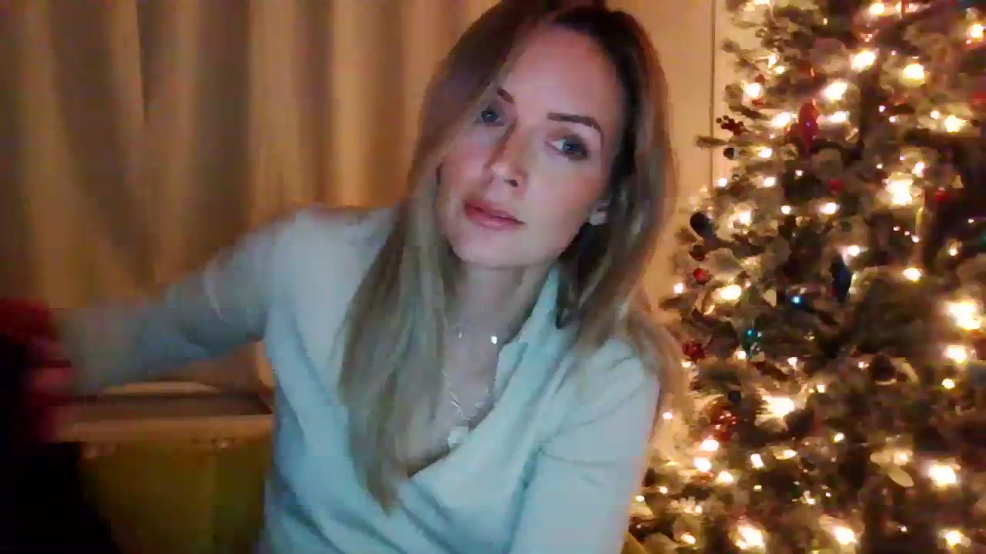 Gallery image thumbnail from Courtney's myfreecams stream on, 11/19/2023, 20:23 image 2 of 20