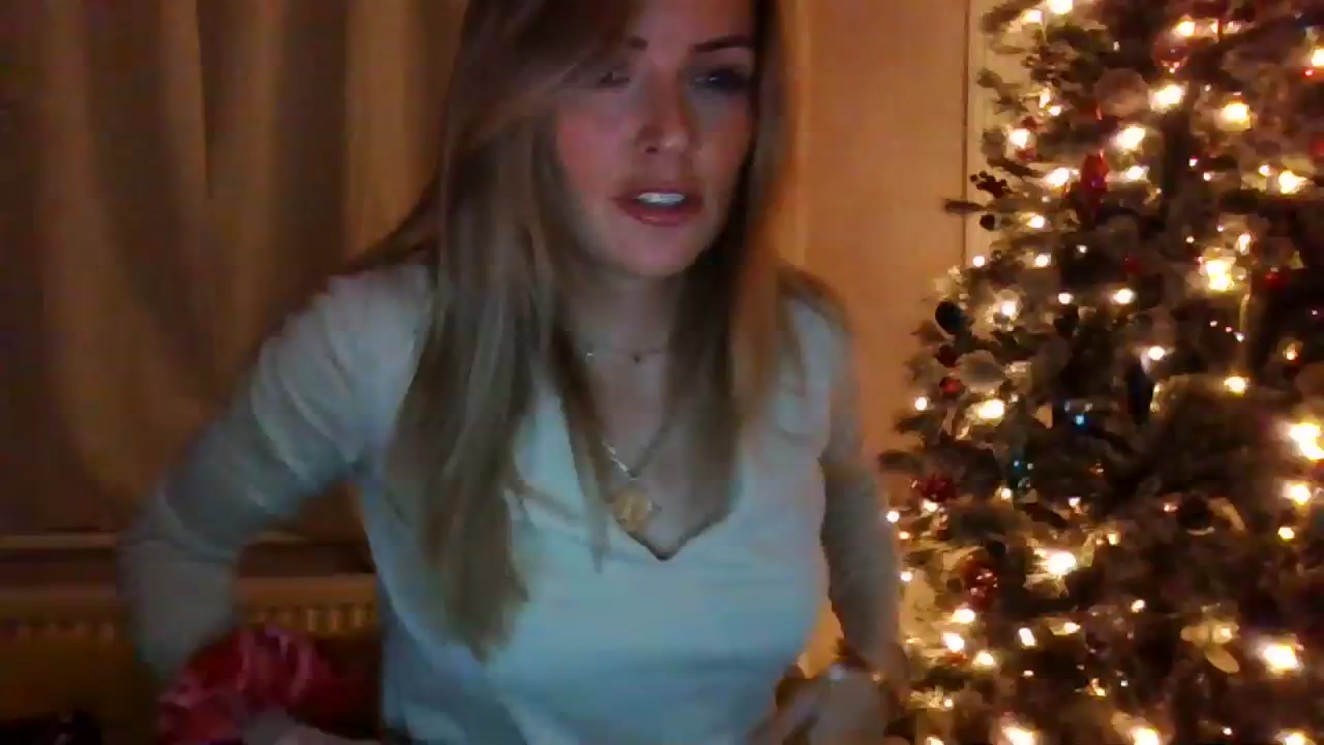 Gallery image thumbnail from Courtney's myfreecams stream on, 11/19/2023, 20:23 image 1 of 20