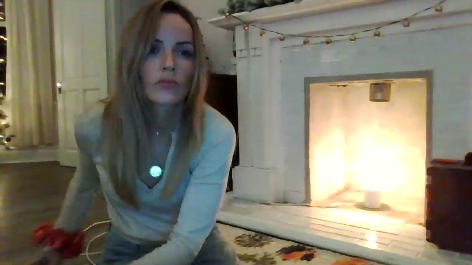Gallery image thumbnail from Courtney's myfreecams stream on, 11/19/2023, 20:41 image 16 of 20