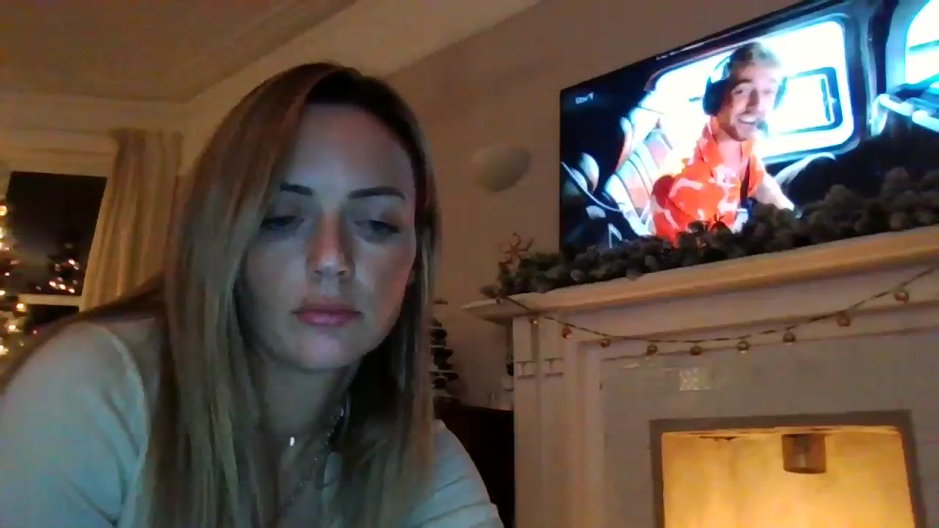 Gallery image thumbnail from Courtney's myfreecams stream on, 11/19/2023, 21:20 image 19 of 20