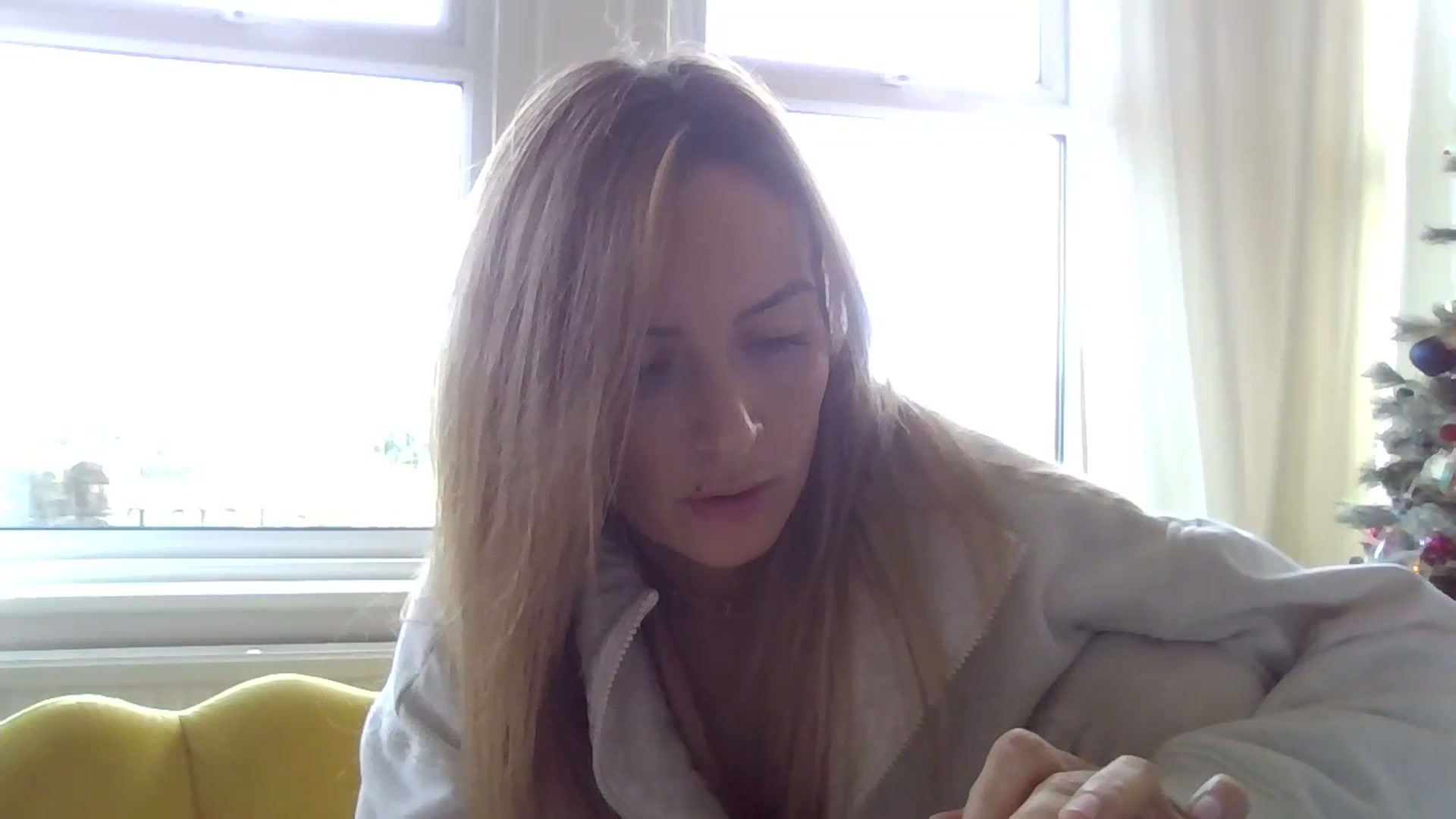 Gallery image thumbnail from Courtney's myfreecams stream on, 11/20/2023, 11:54 image 6 of 20