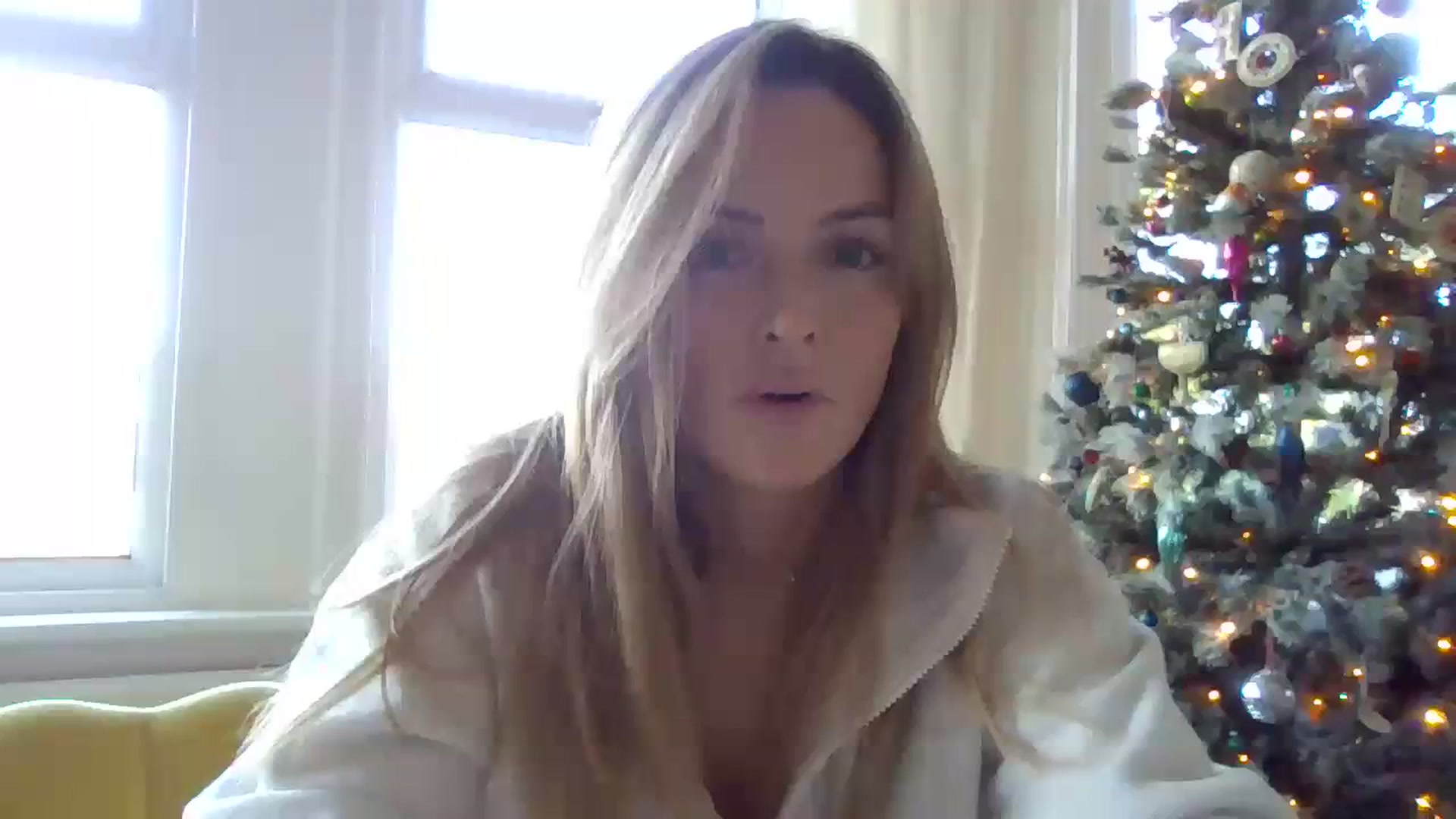 Gallery image thumbnail from Courtney's myfreecams stream on, 11/20/2023, 14:20 image 1 of 20