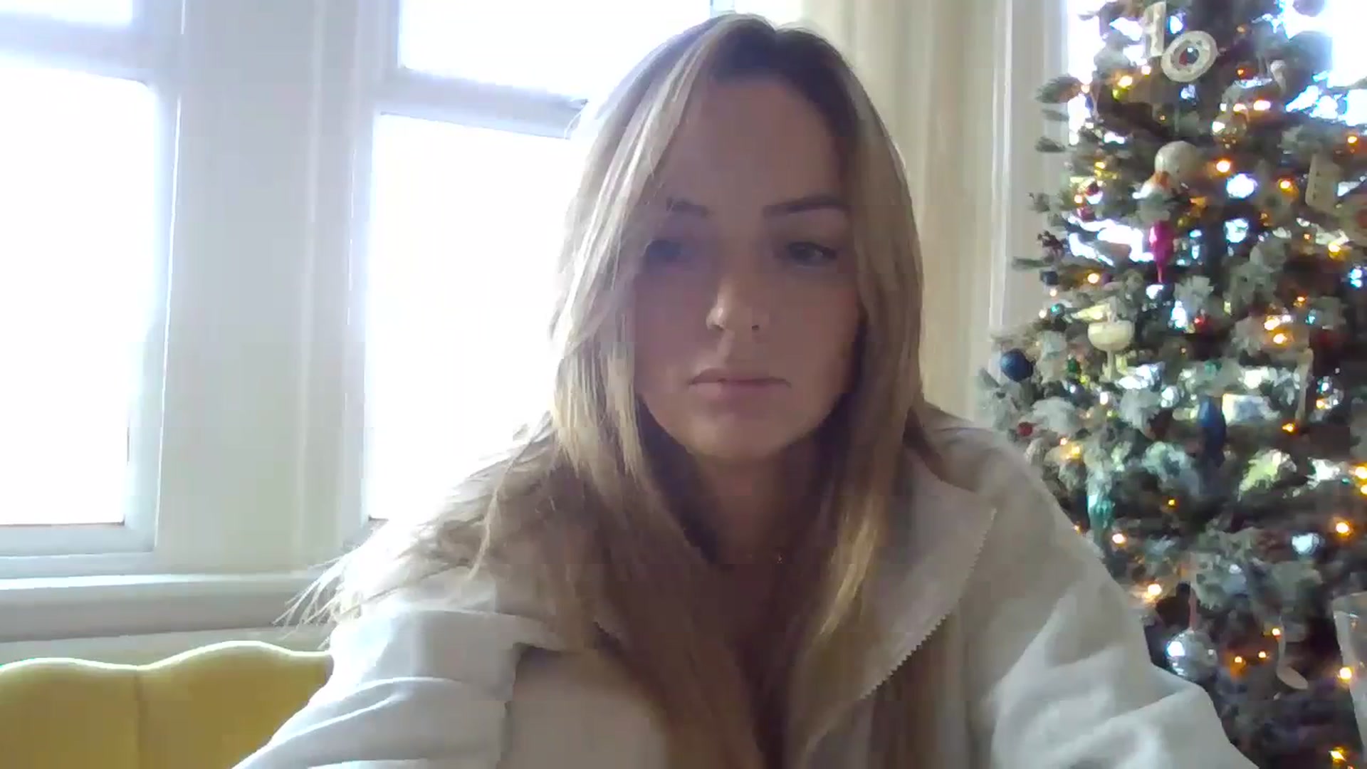 Gallery image thumbnail from Courtney's myfreecams stream on, 11/20/2023, 14:20 image 3 of 20