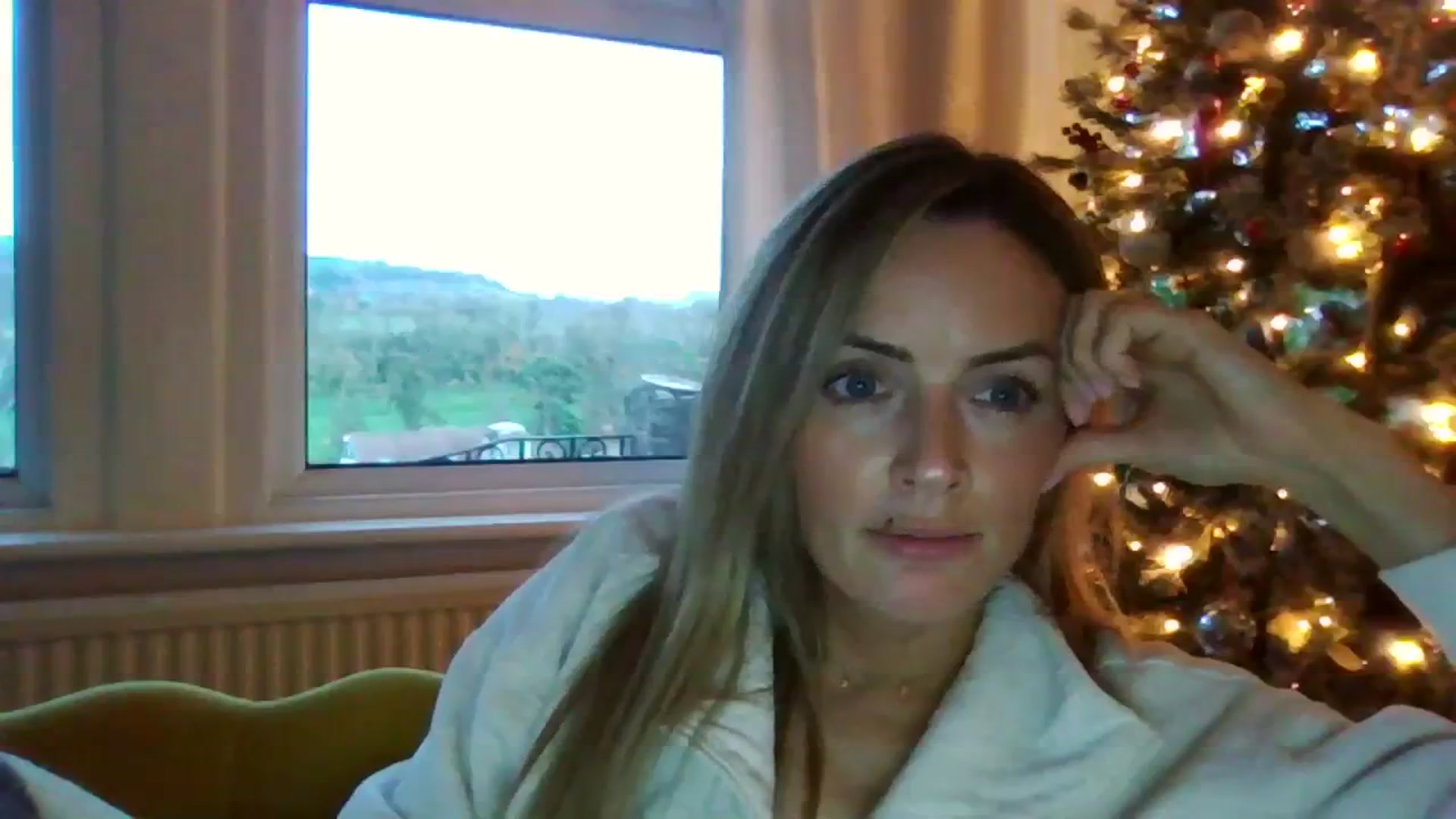 Gallery image thumbnail from Courtney's myfreecams stream on, 11/20/2023, 17:09 image 12 of 20