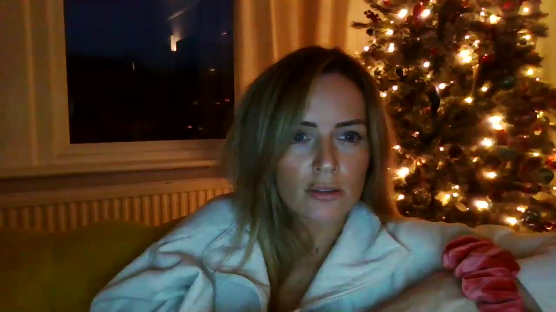 Gallery image thumbnail from Courtney's myfreecams stream on, 11/20/2023, 17:09 image 19 of 20