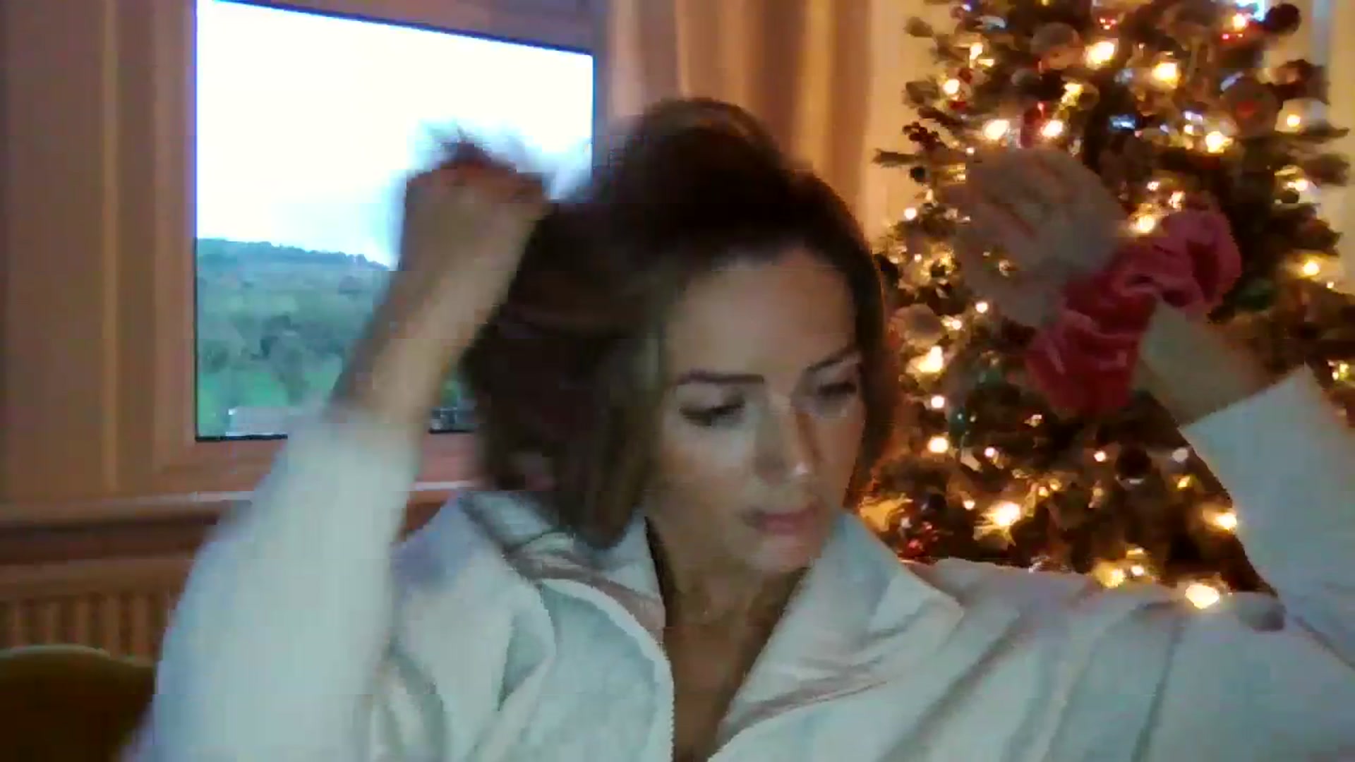 Gallery image thumbnail from Courtney's myfreecams stream on, 11/20/2023, 17:09 image 13 of 20