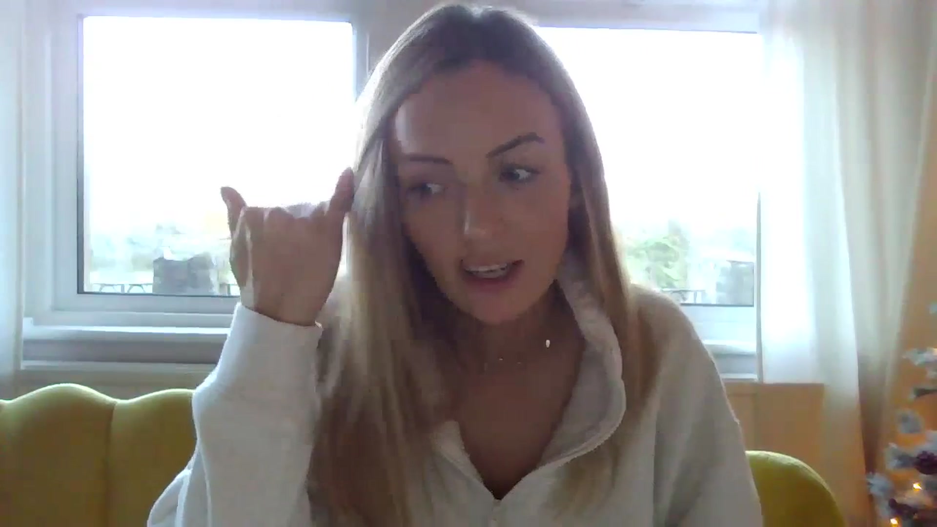 Gallery image thumbnail from Courtney's myfreecams stream on, 11/20/2023, 17:09 image 5 of 20