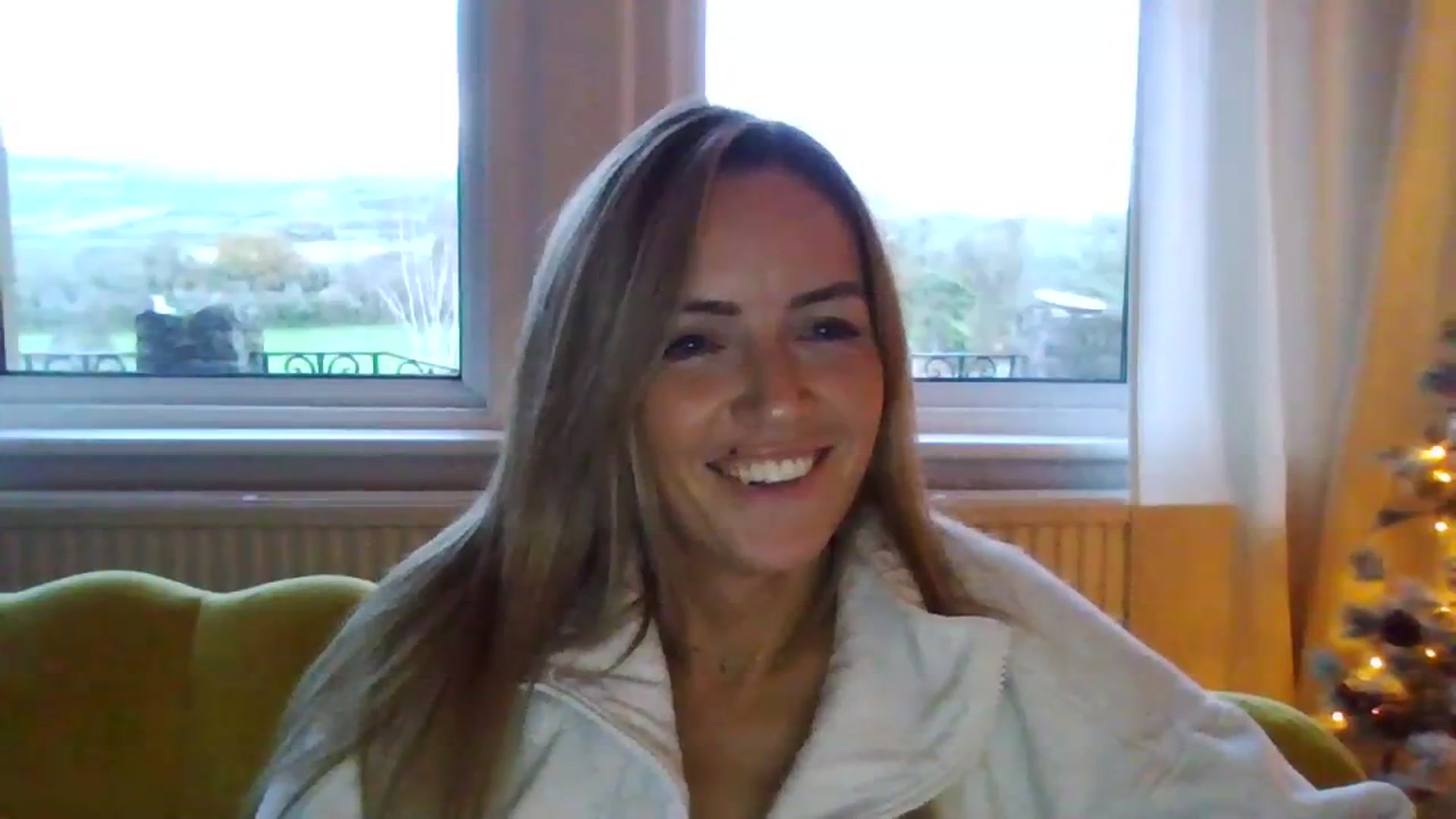 Gallery image thumbnail from Courtney's myfreecams stream on, 11/20/2023, 17:09 image 10 of 20