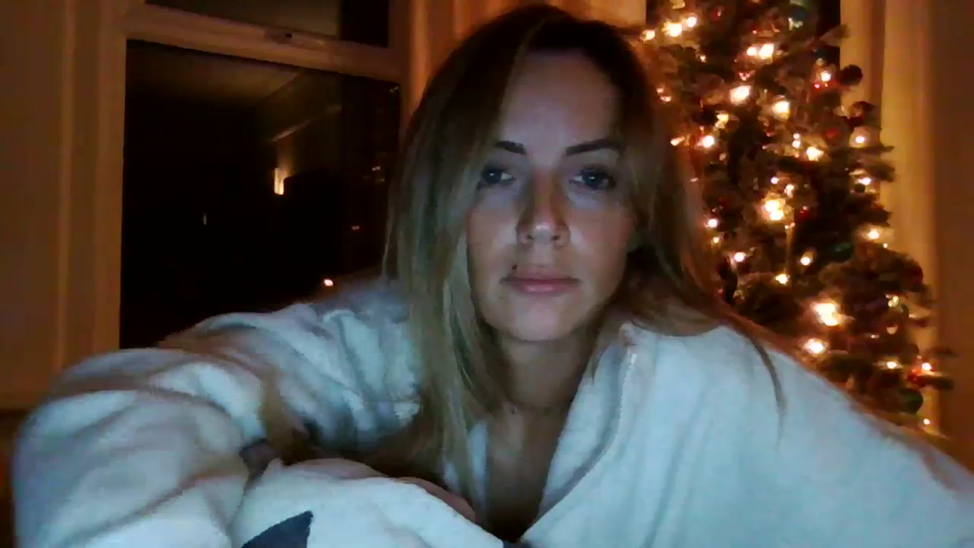 Gallery image thumbnail from Courtney's myfreecams stream on, 11/20/2023, 18:17 image 4 of 20