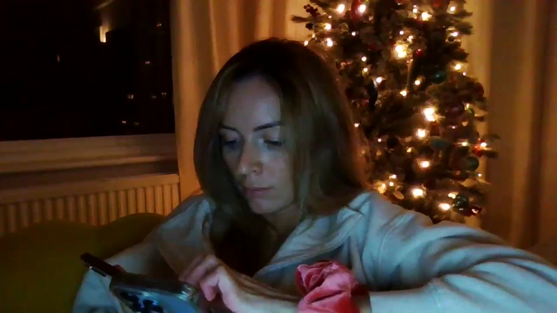 Gallery image thumbnail from Courtney's myfreecams stream on, 11/20/2023, 18:17 image 10 of 20