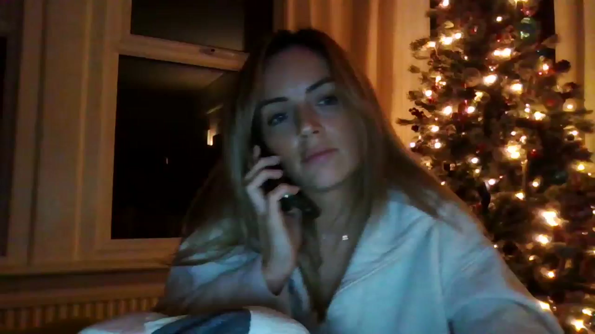Gallery image thumbnail from Courtney's myfreecams stream on, 11/20/2023, 18:17 image 16 of 20