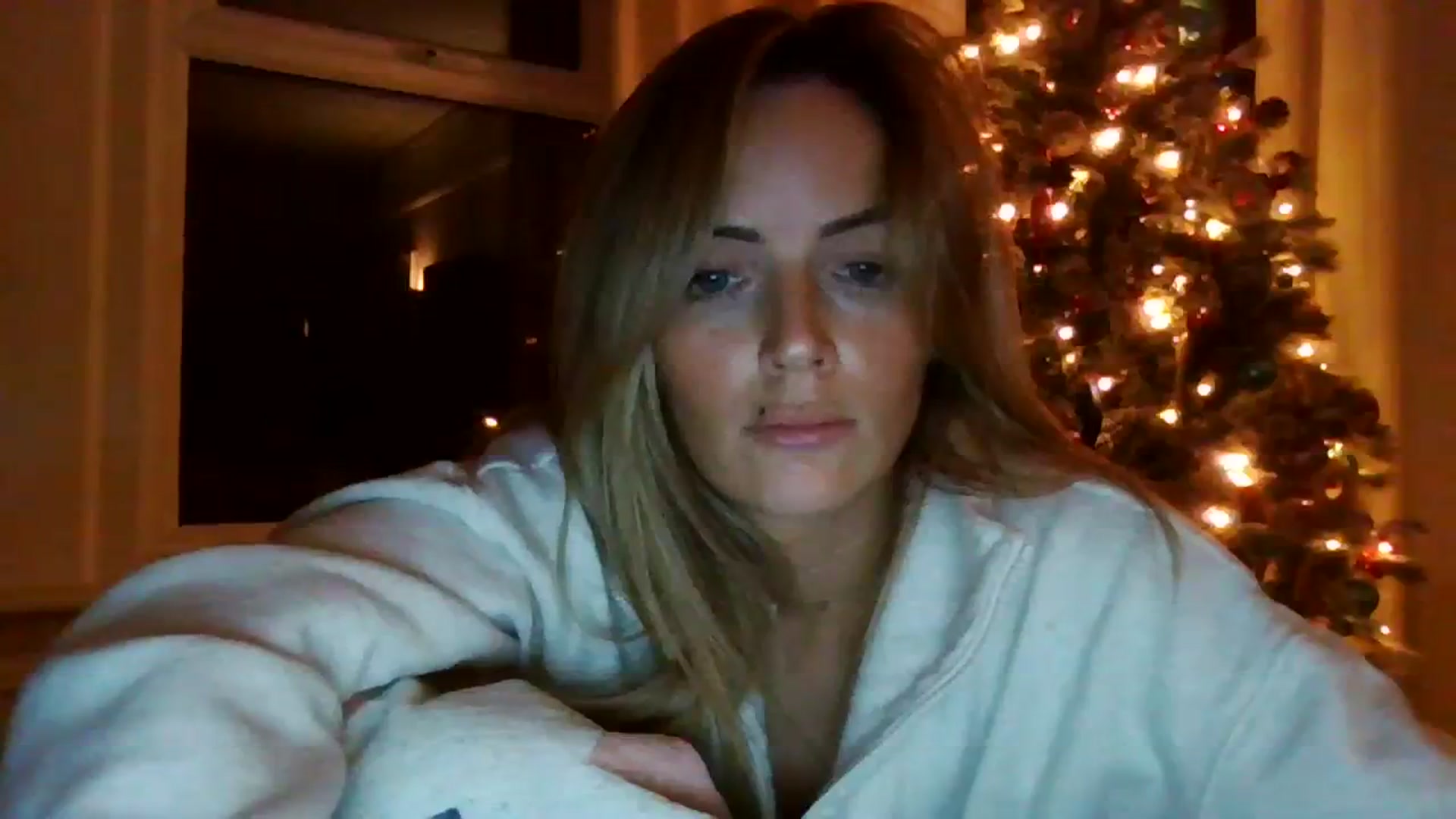 Gallery image thumbnail from Courtney's myfreecams stream on, 11/20/2023, 18:17 image 5 of 20