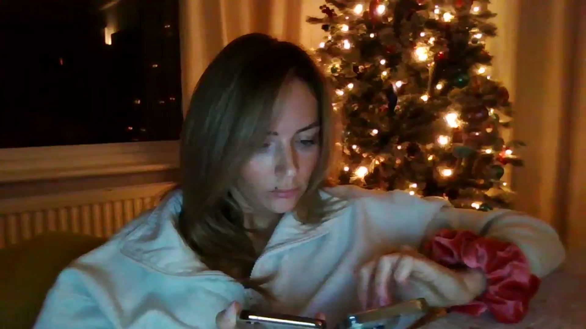 Gallery image thumbnail from Courtney's myfreecams stream on, 11/20/2023, 18:17 image 11 of 20
