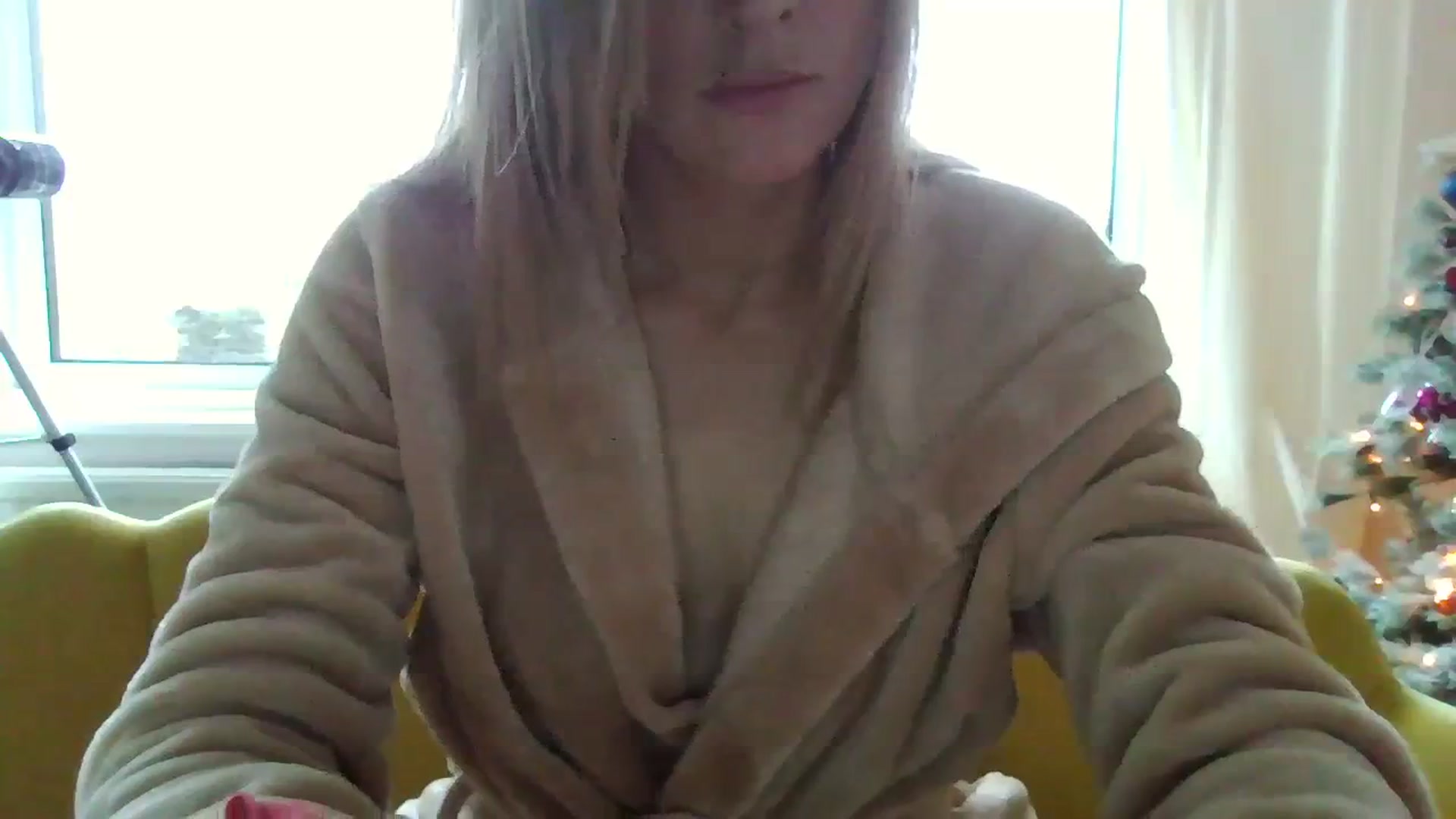 Gallery image thumbnail from Courtney's myfreecams stream on, 11/22/2023, 10:52 image 10 of 20