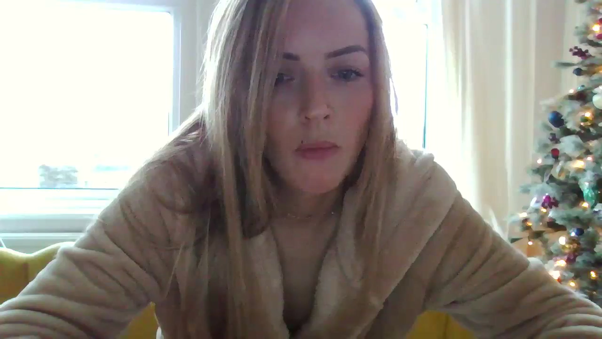 Gallery image thumbnail from Courtney's myfreecams stream on, 11/22/2023, 10:52 image 13 of 20
